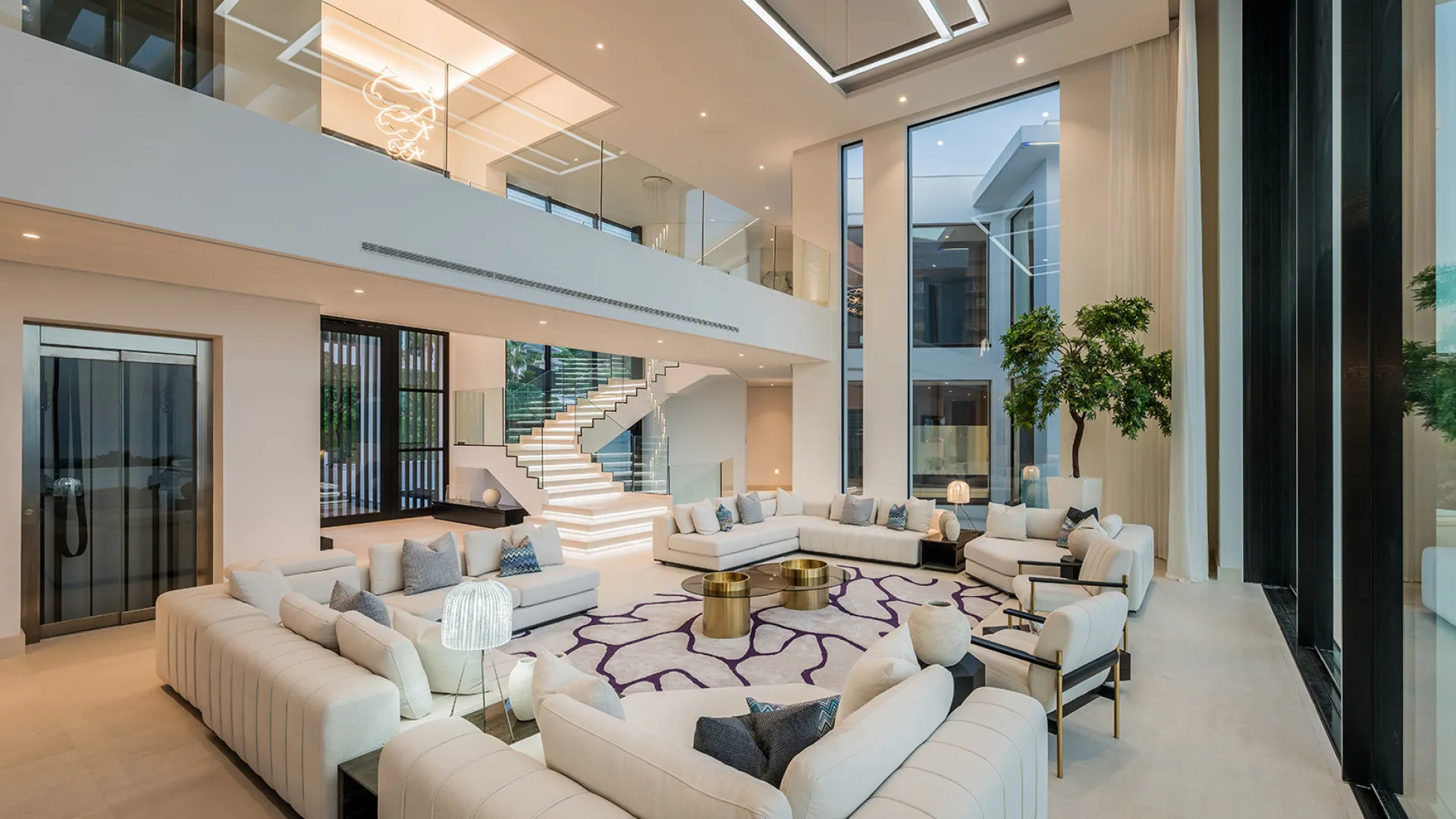 For sale 16 bedrooms villa in La Zagaleta