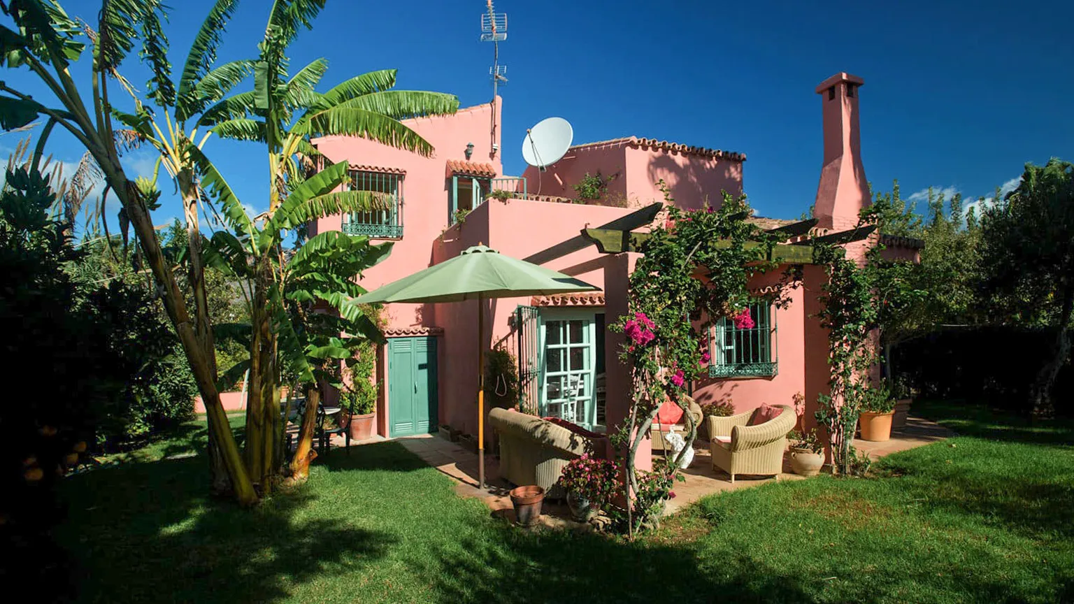 For sale villa with 3 bedrooms in Guadalobon
