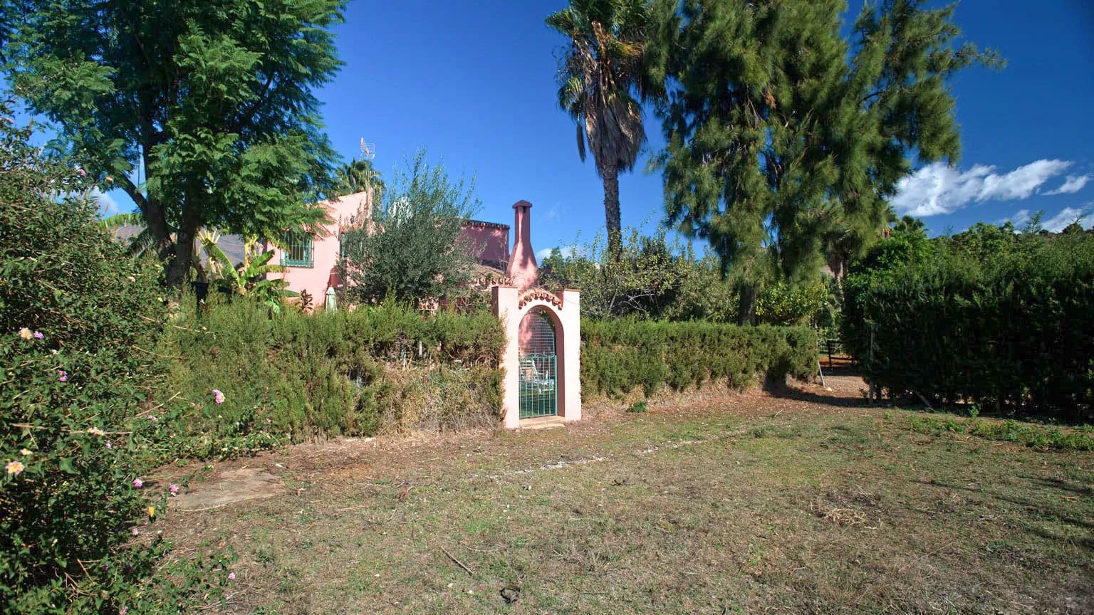 For sale villa with 3 bedrooms in Guadalobon