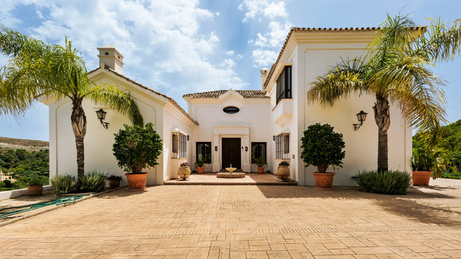 For sale Marbella Club Golf Resort villa with 5 bedrooms