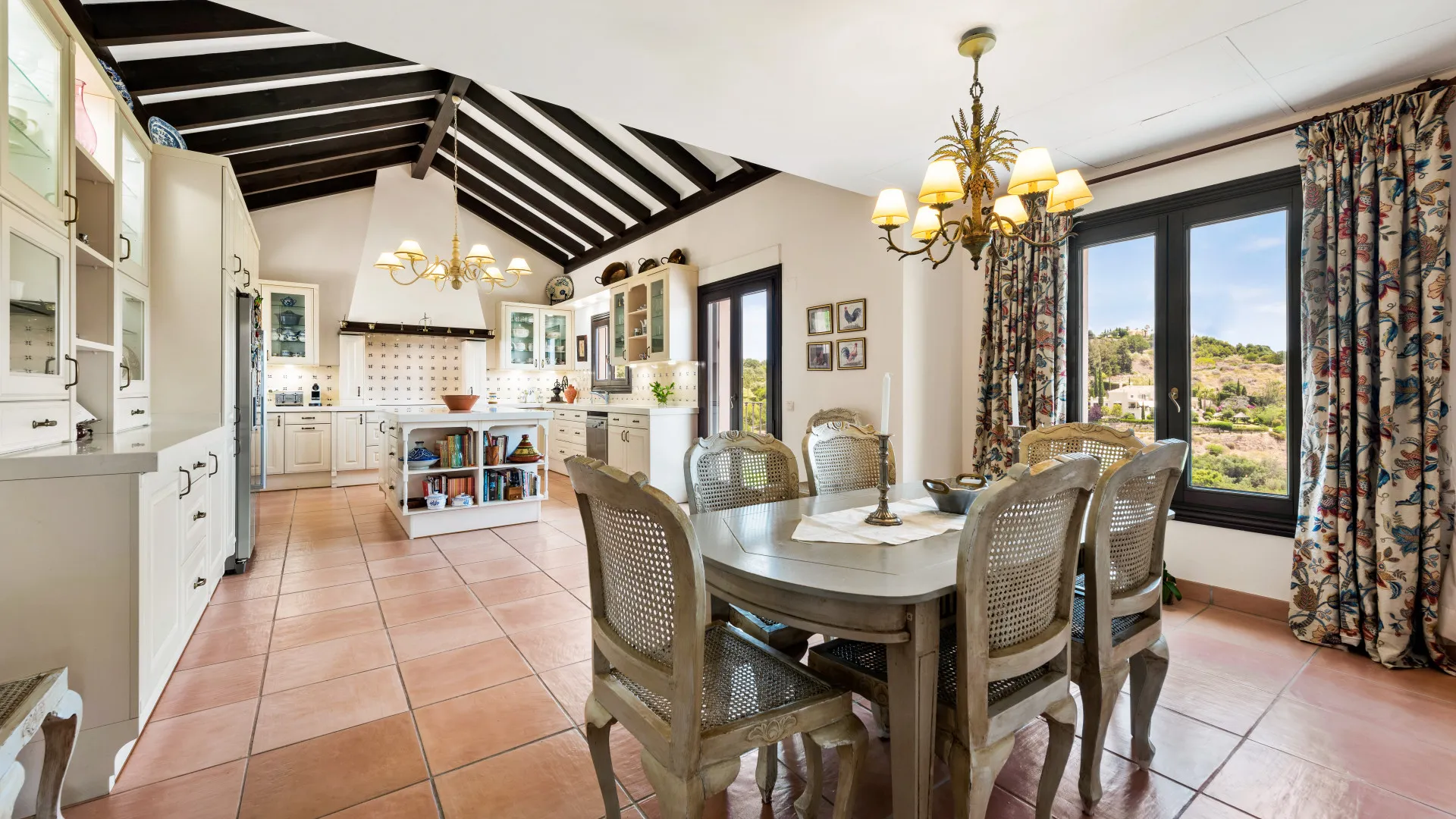 For sale Marbella Club Golf Resort villa with 5 bedrooms