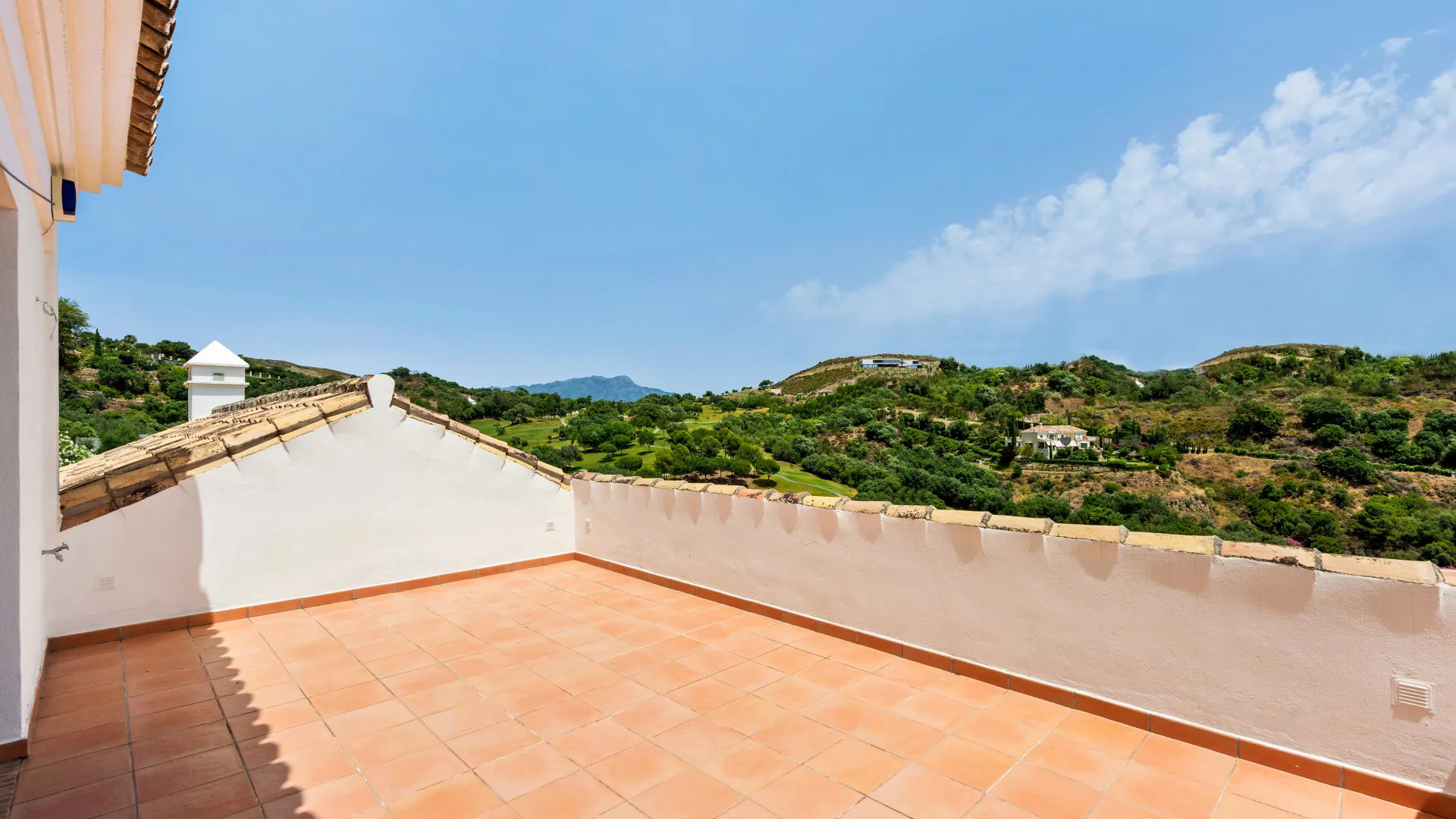 For sale Marbella Club Golf Resort villa with 5 bedrooms