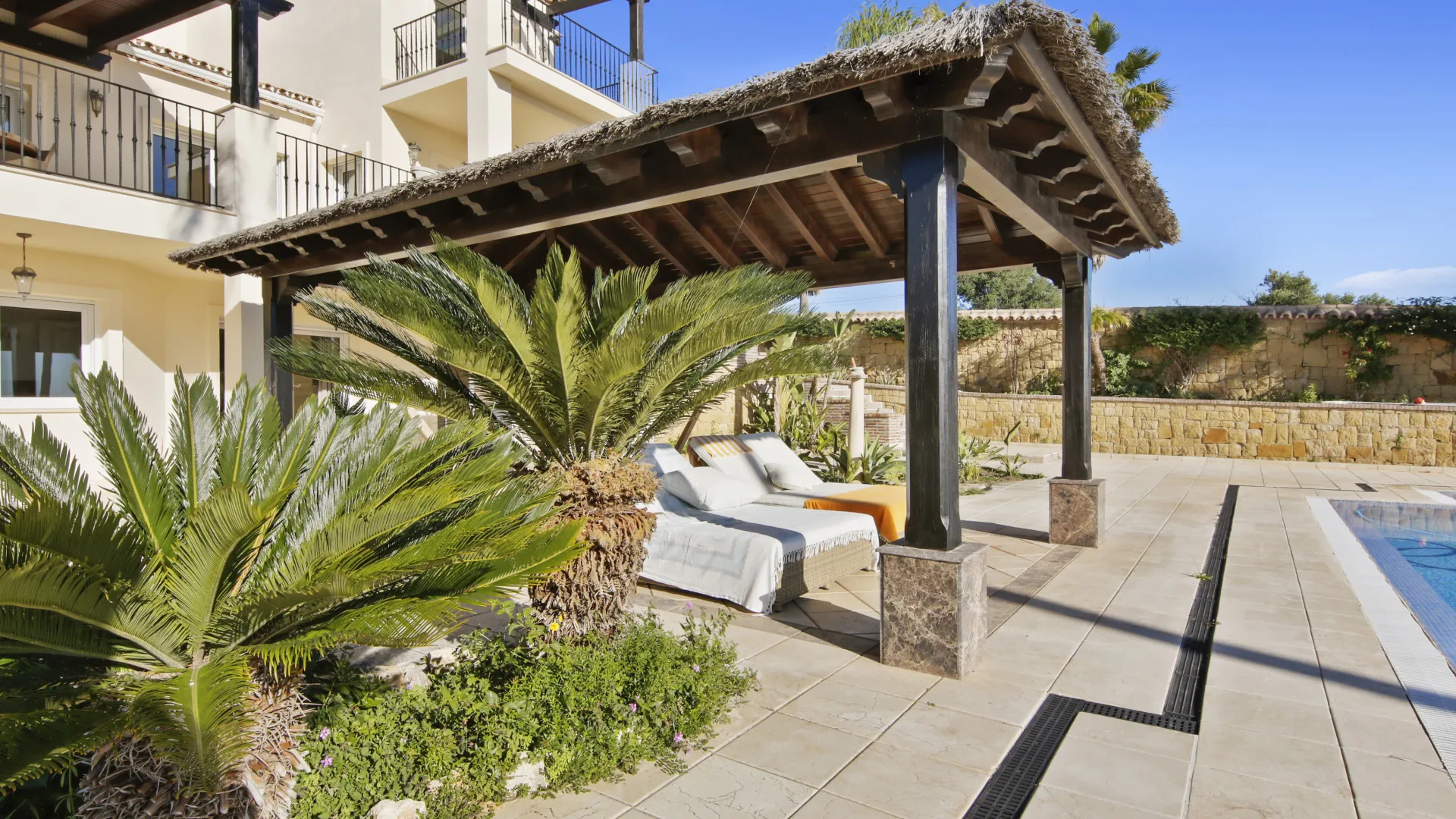 El Padron 4 bedrooms villa for sale