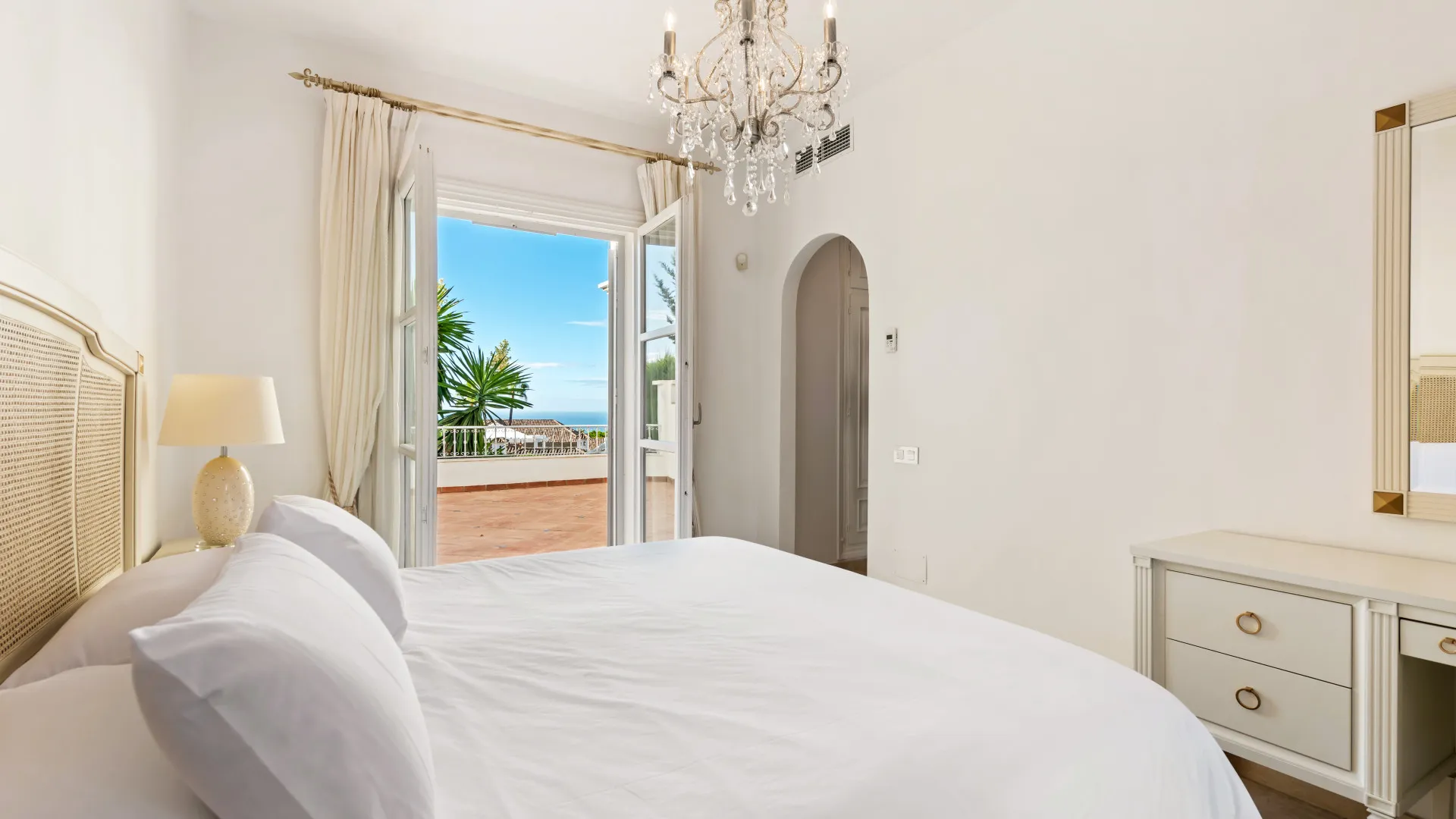 Villa a la venta en Sierra Blanca con 7 dormitorios