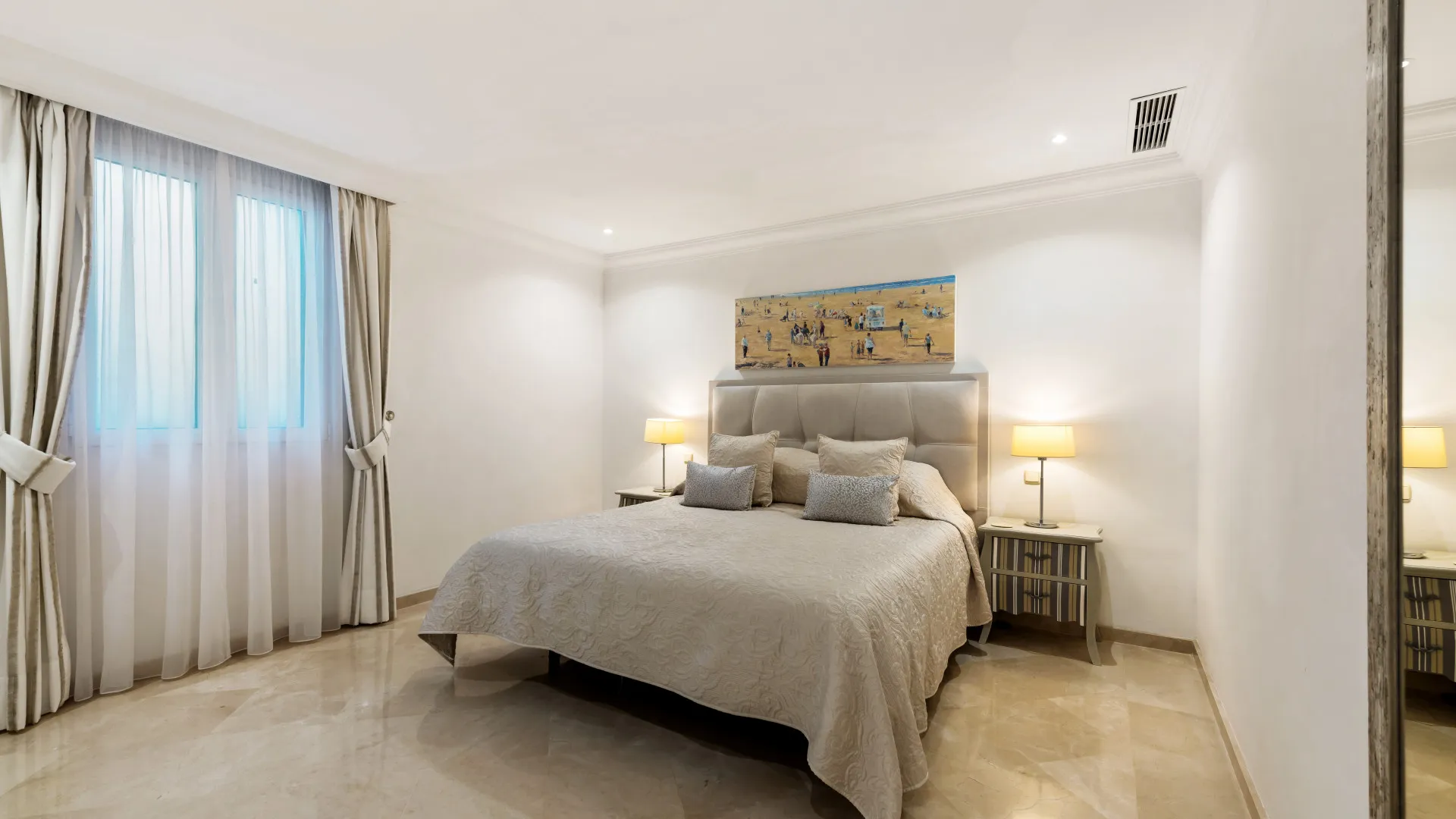 Villa a la venta en Sierra Blanca con 7 dormitorios