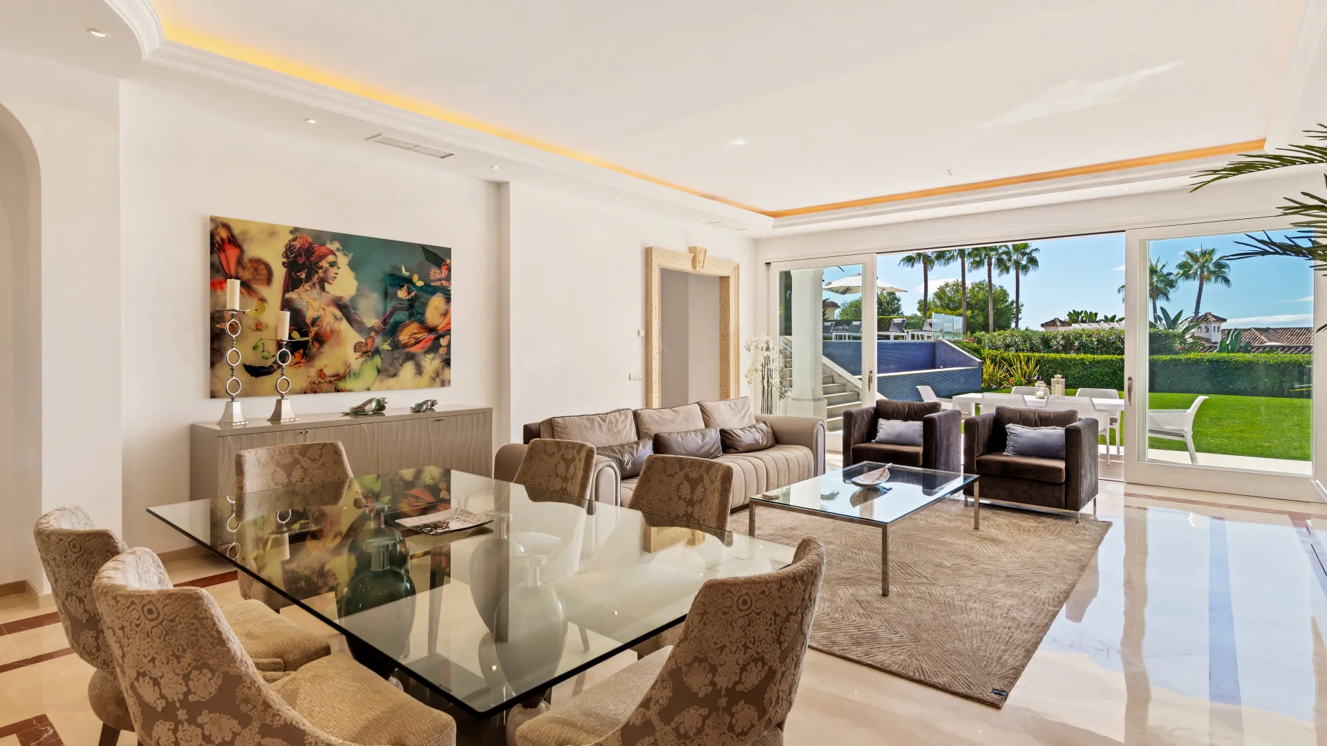 Villa a la venta en Sierra Blanca con 7 dormitorios