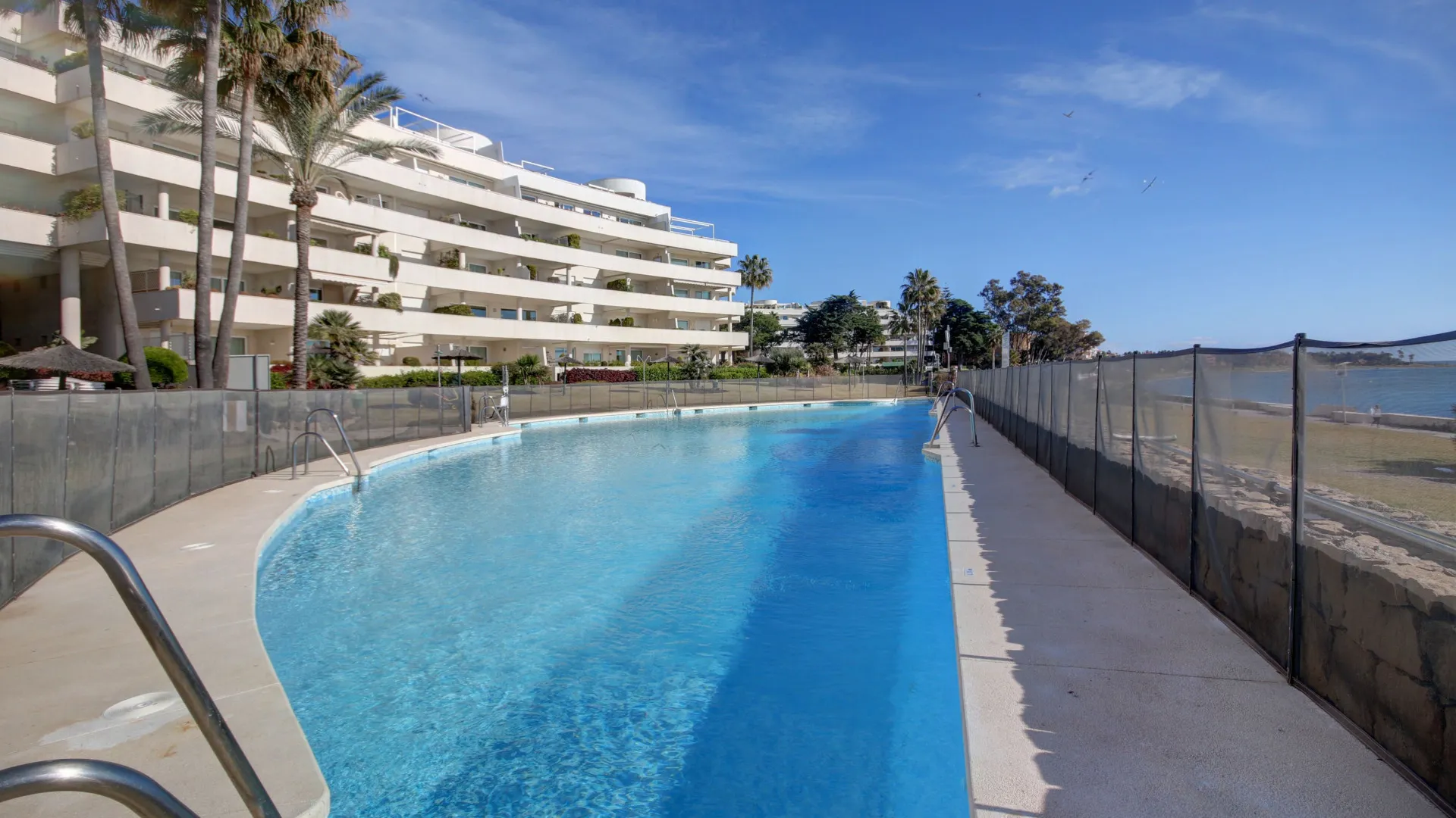 3 bedrooms town house in Los Granados Playa for sale