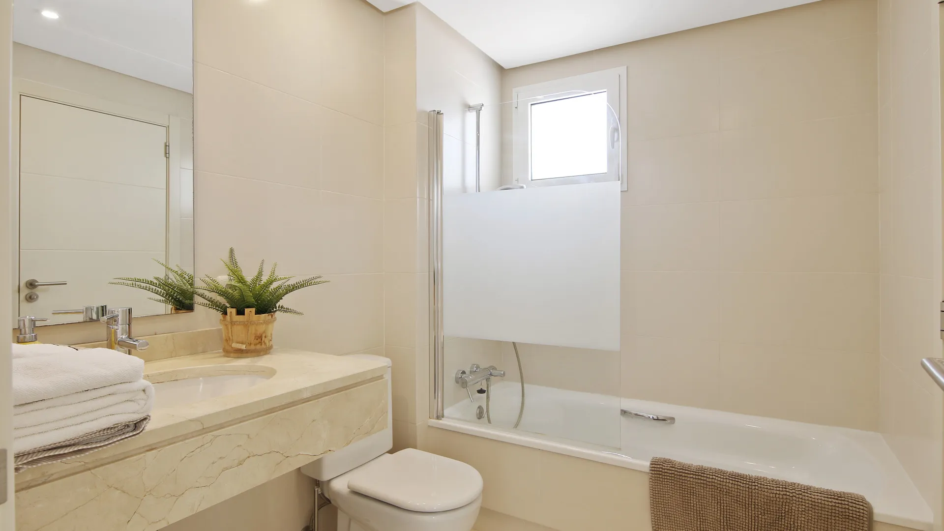 Alcazaba Lagoon, Ático con 2 dormitorios a la venta