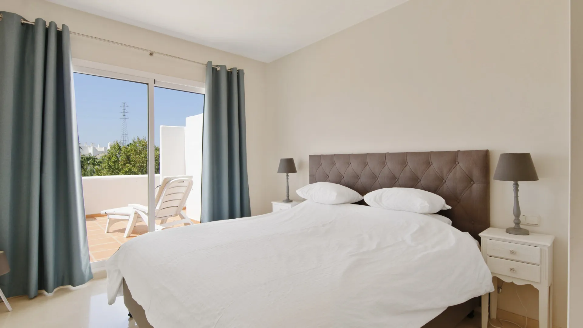 Alcazaba Lagoon, Ático con 2 dormitorios a la venta