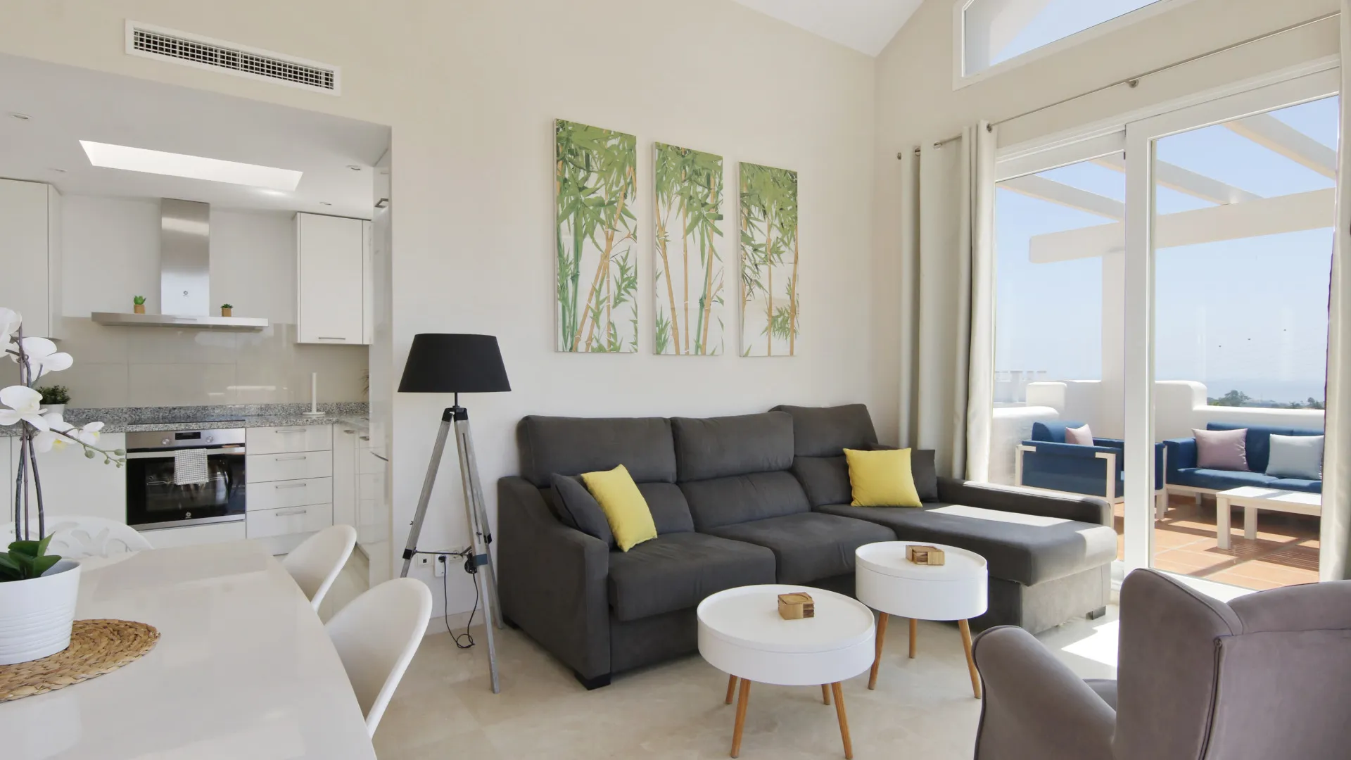 Alcazaba Lagoon, Ático con 2 dormitorios a la venta