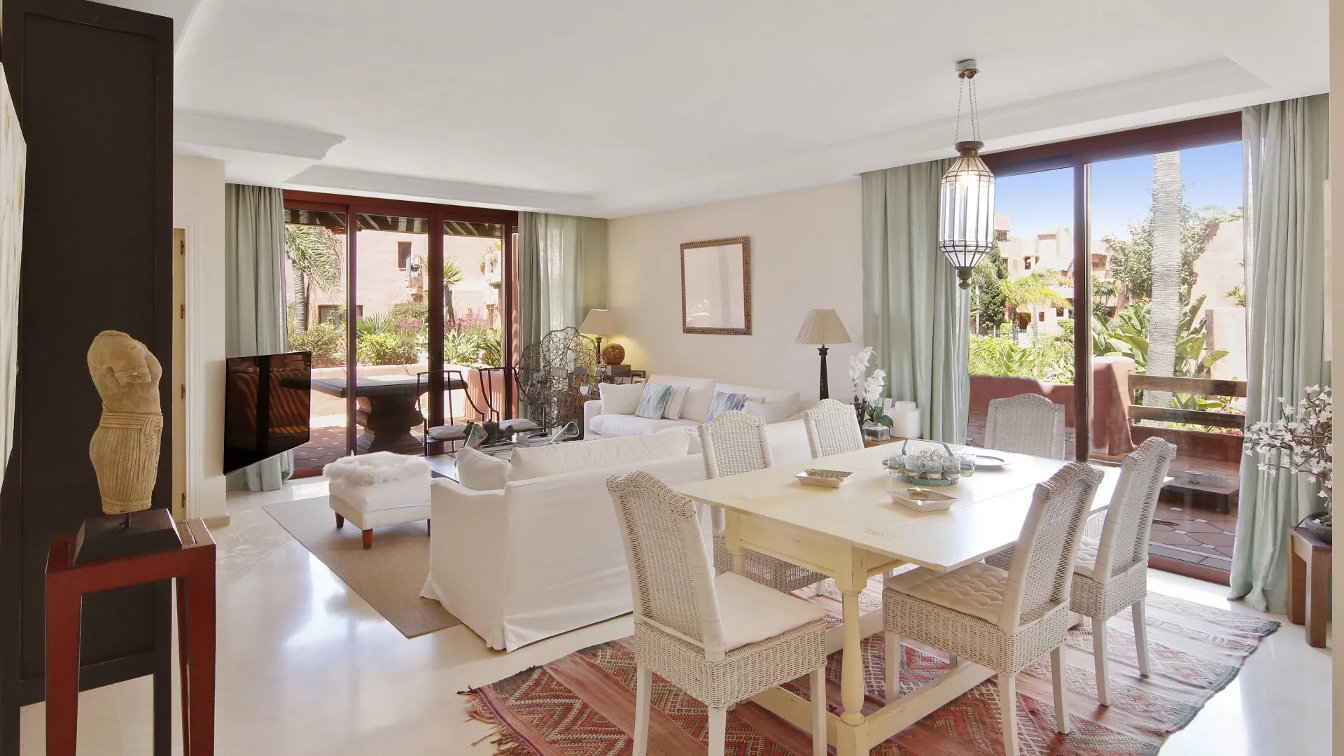 For sale duplex penthouse in Menara Beach