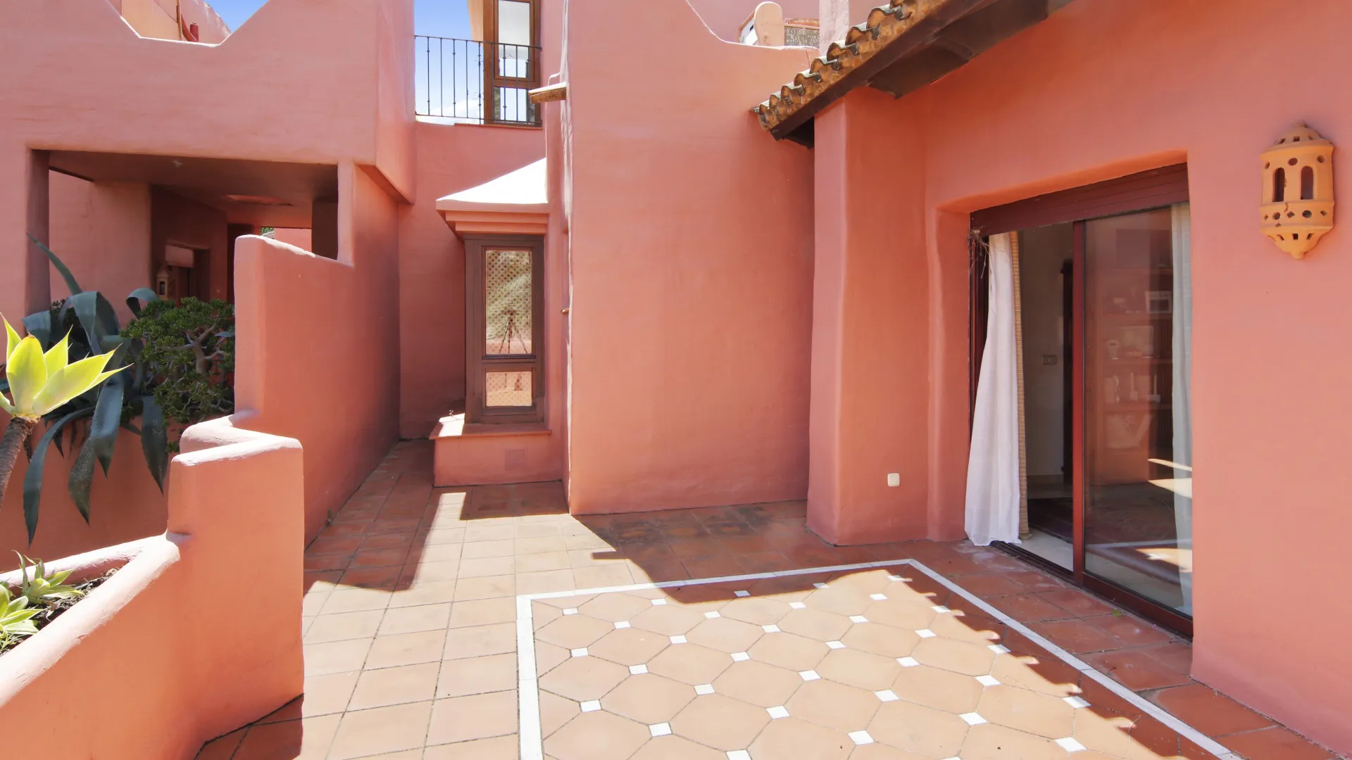 For sale duplex penthouse in Menara Beach