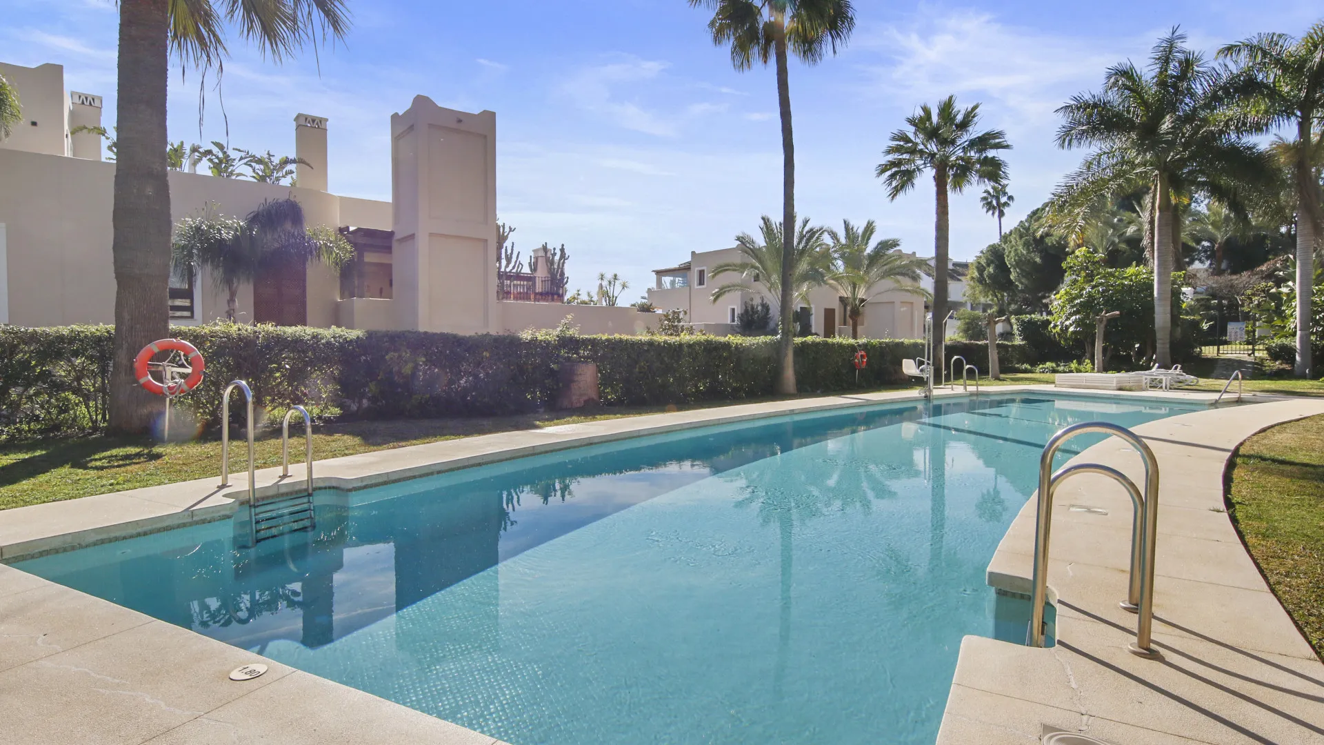 Apartment for sale in Paraiso Hills