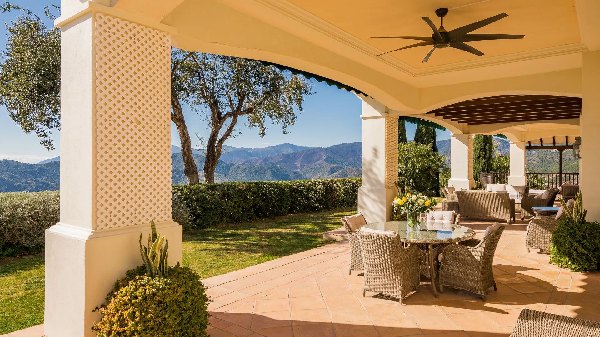 Villa for sale in La Zagaleta with 7 bedrooms