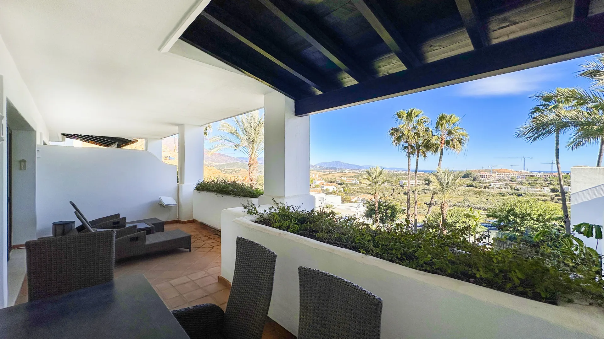 Buy 2 bedrooms apartment in Finca Cortesin