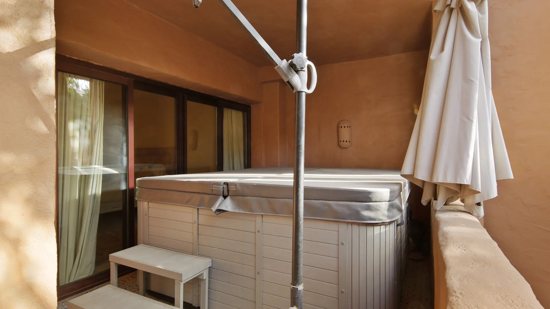 Apartamento planta baja en venta en Kempinski