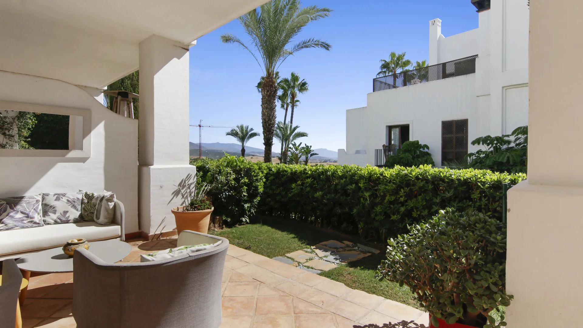 Comprar apartamento planta baja en Finca Cortesin