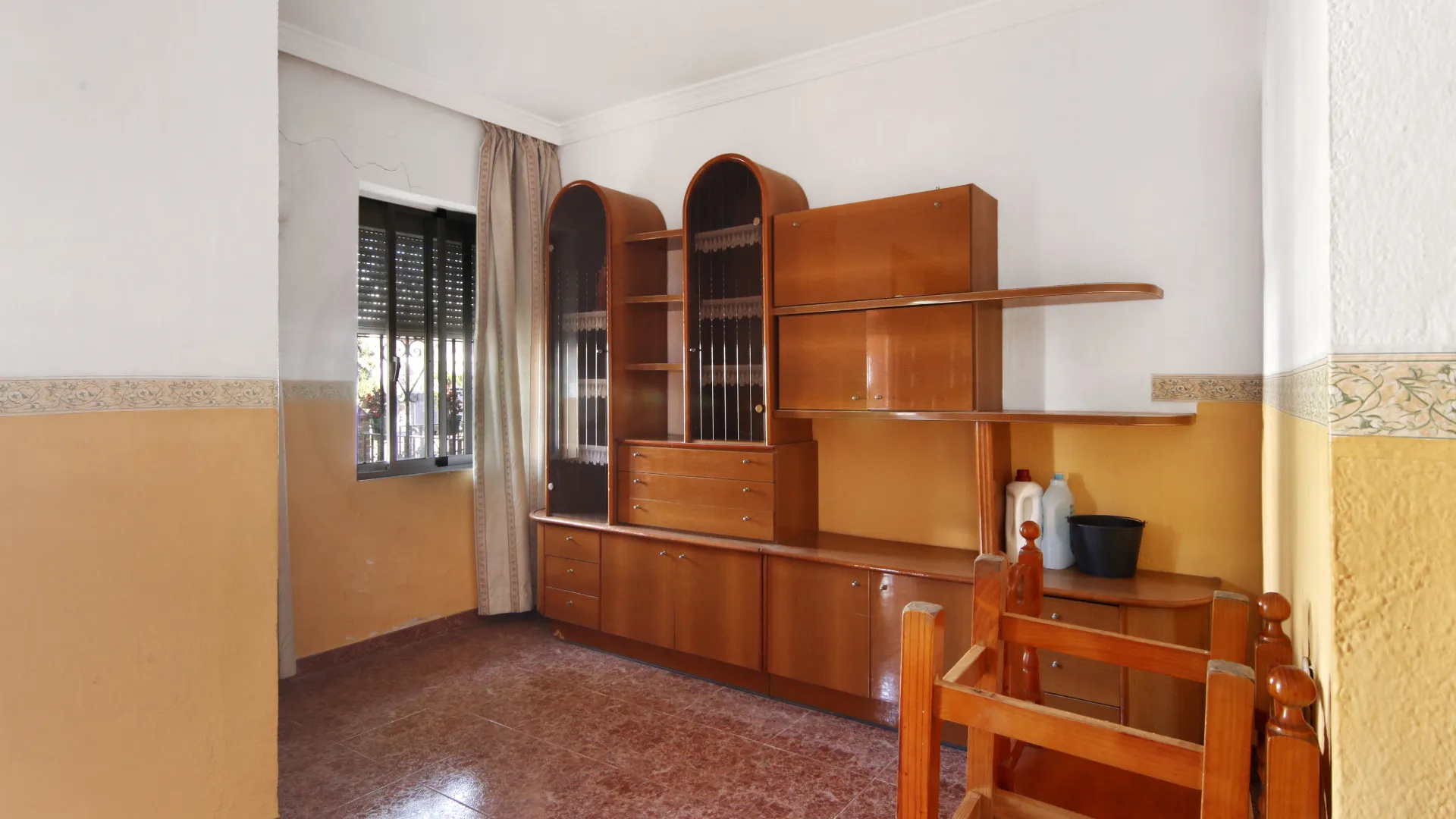 Town house for sale in Estepona Old Town with 4 bedrooms