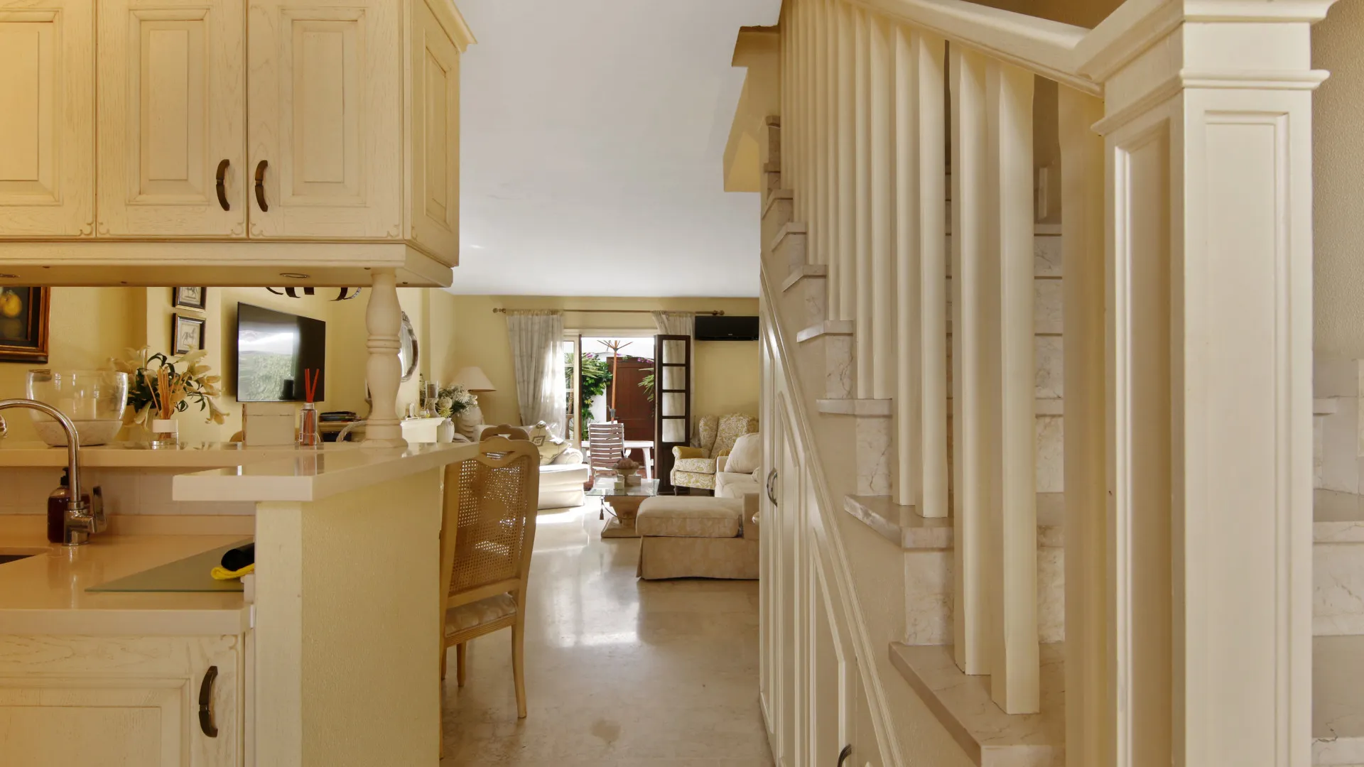 Buy town house in Villacana