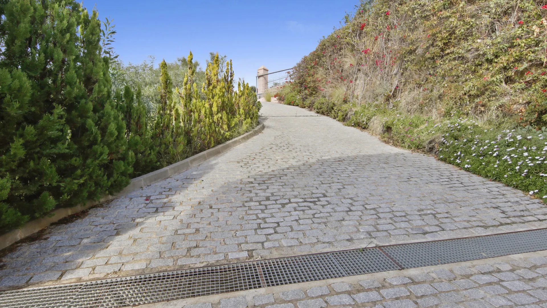 Se vende villa en Marbella Club Golf Resort de 3 dormitorios