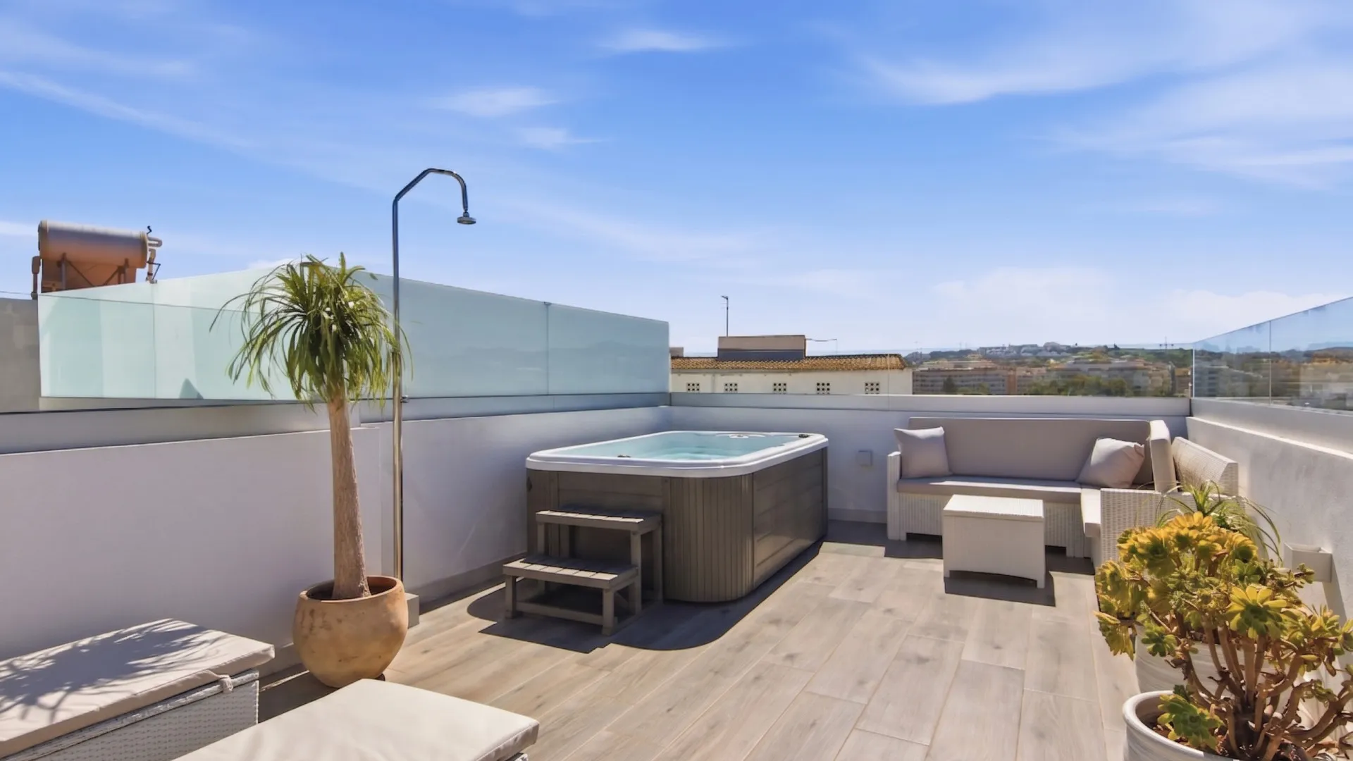 For sale Estepona Old Town town house with 4 bedrooms