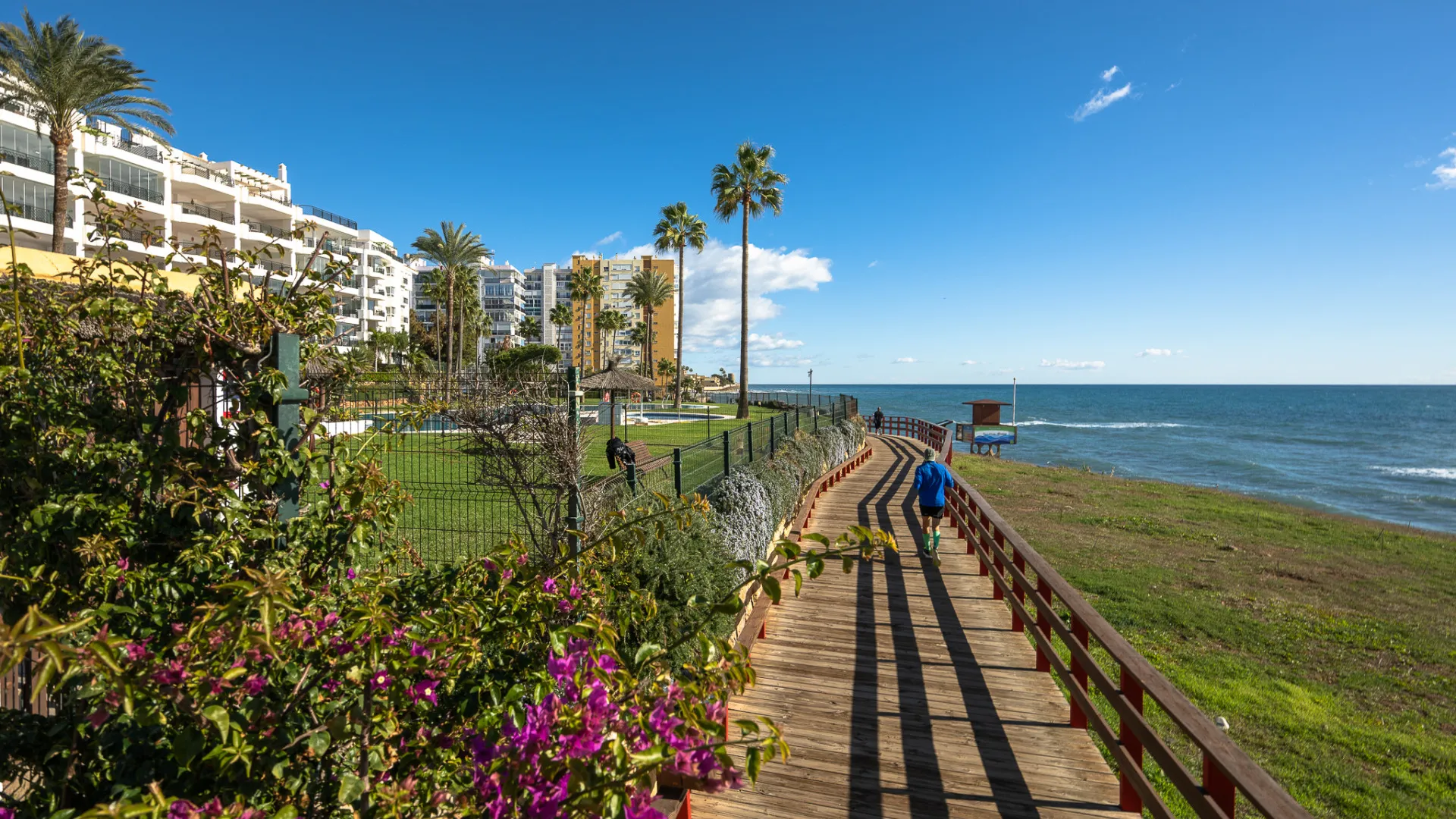 Calahonda 2 bedrooms apartment for sale