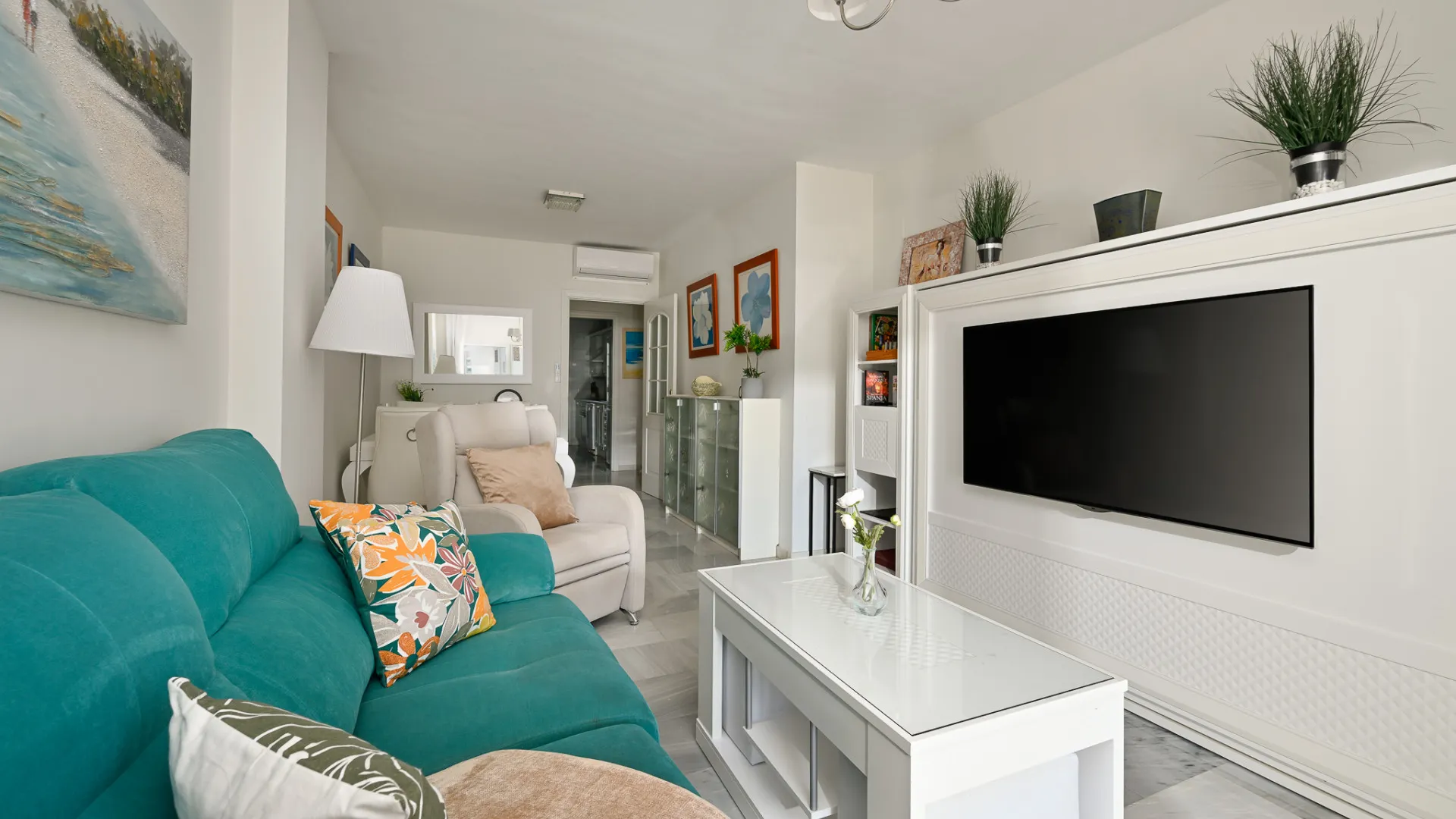 Calahonda 2 bedrooms apartment for sale