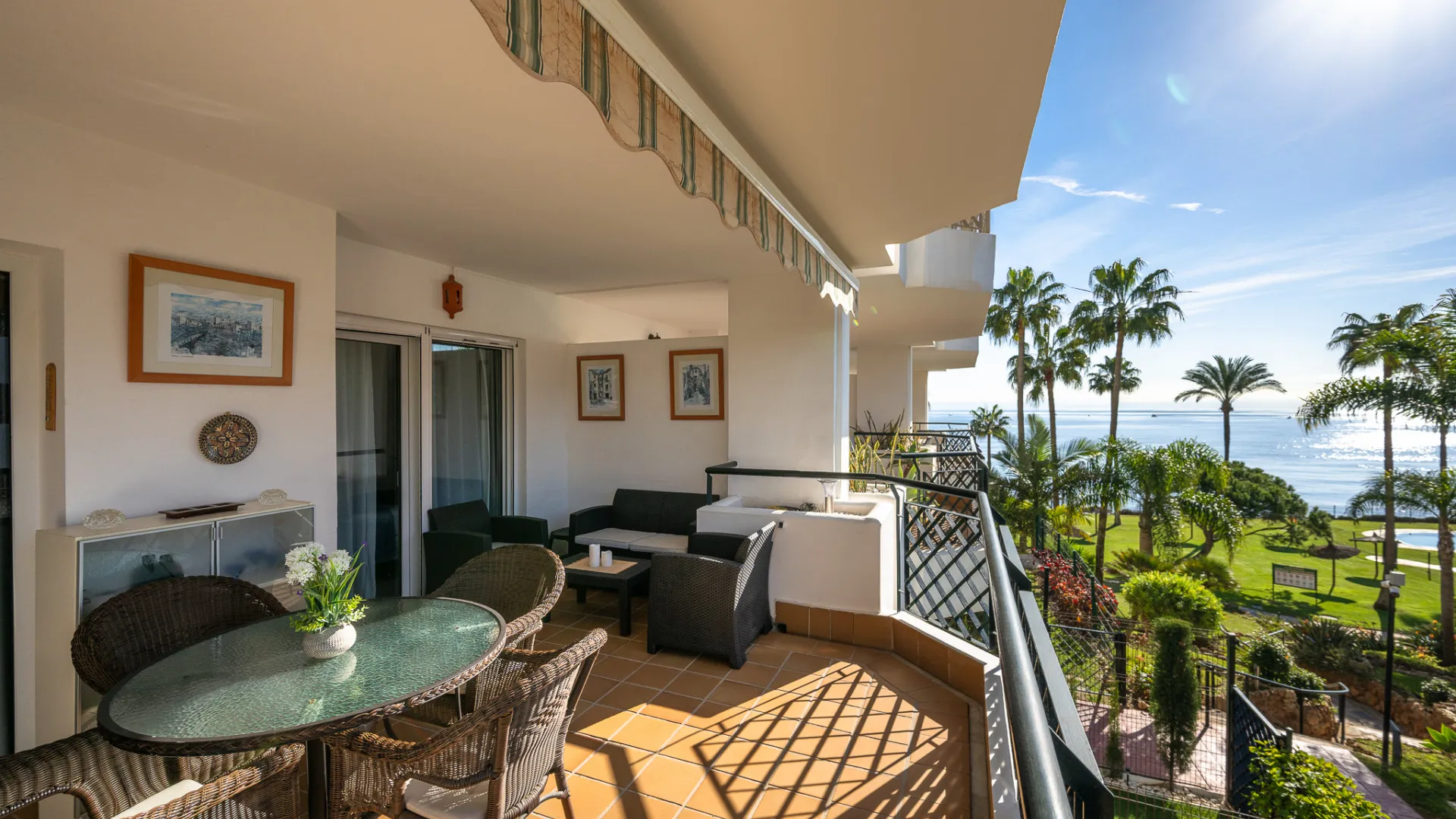 Calahonda 2 bedrooms apartment for sale