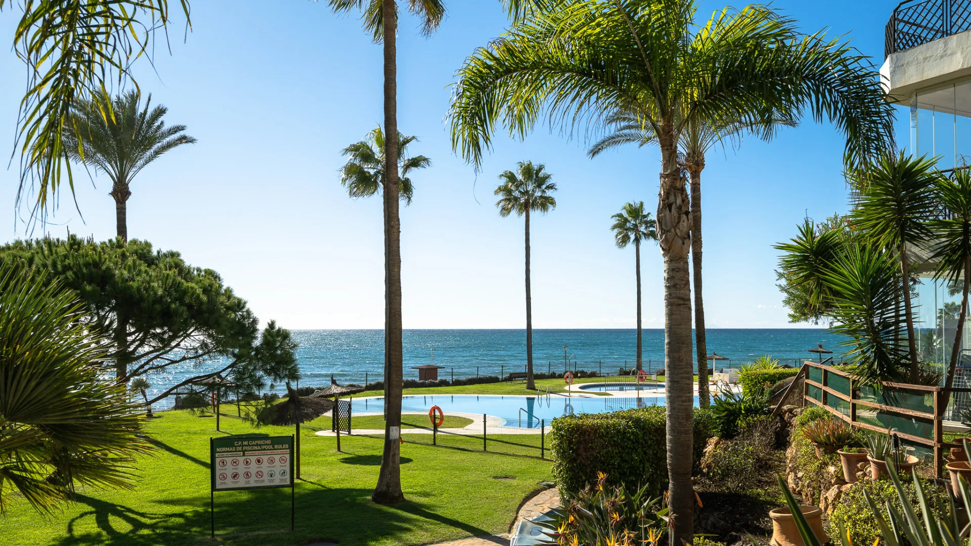 Calahonda 2 bedrooms apartment for sale