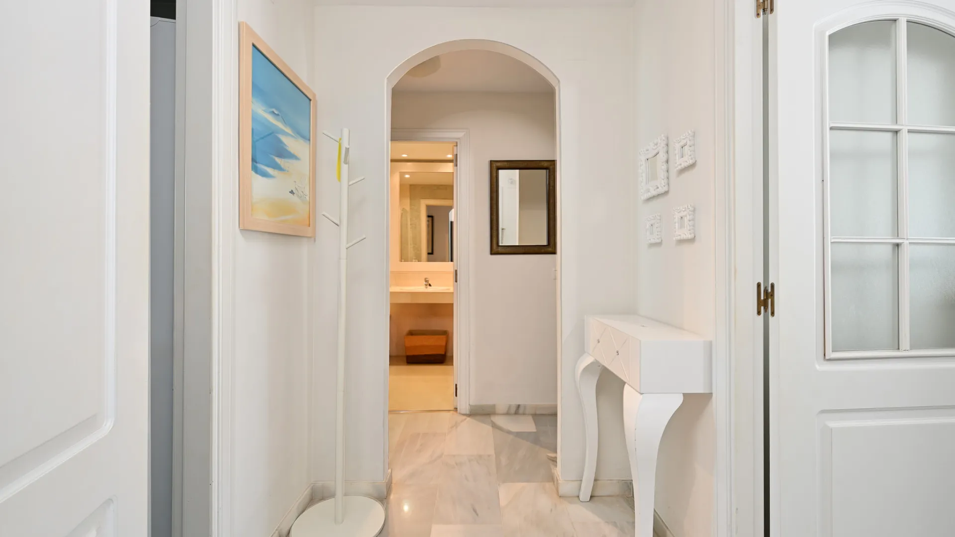 Calahonda 2 bedrooms apartment for sale