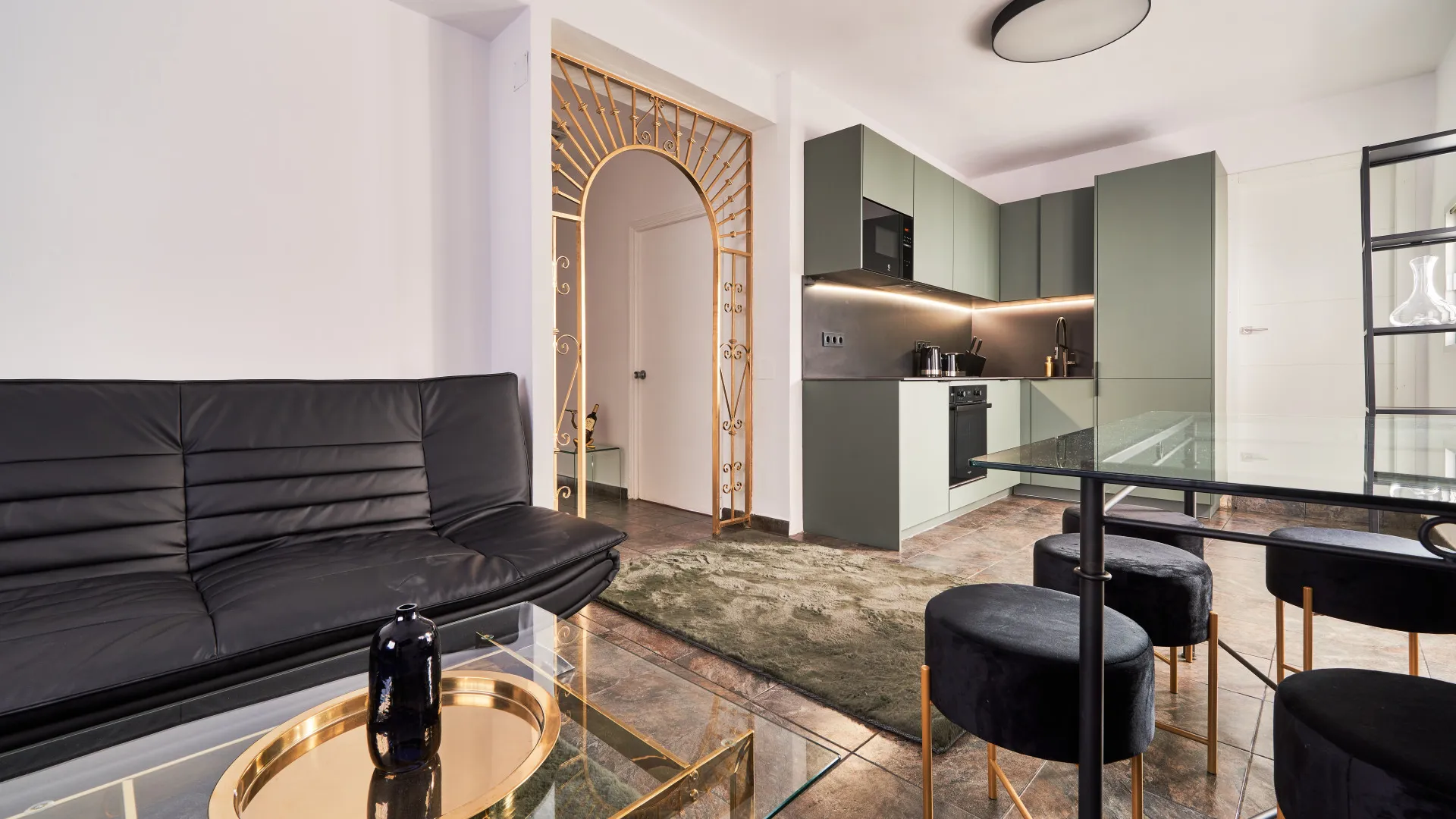 Buy Casco antiguo town house with 4 bedrooms