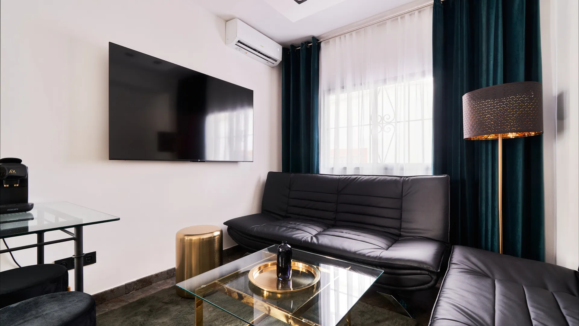 Buy Casco antiguo town house with 4 bedrooms