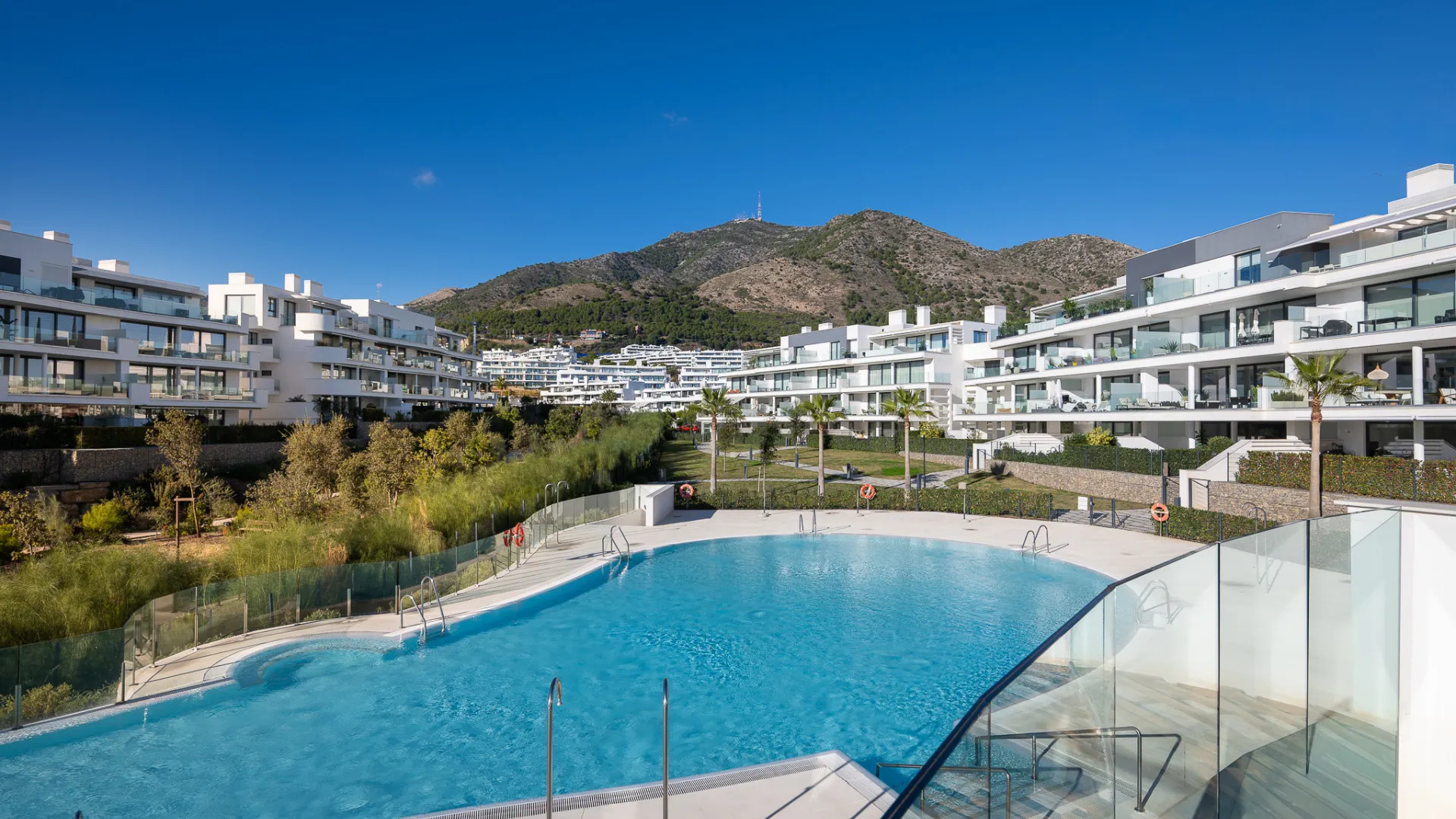 Fuengirola 2 bedrooms apartment for sale