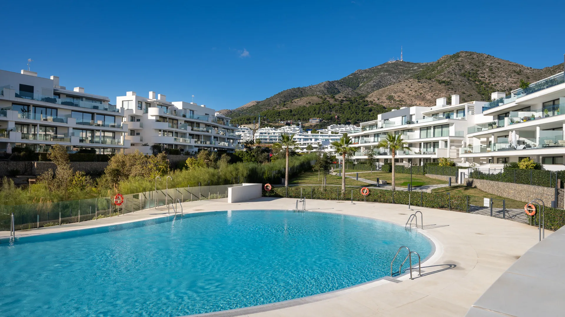 Fuengirola 2 bedrooms apartment for sale