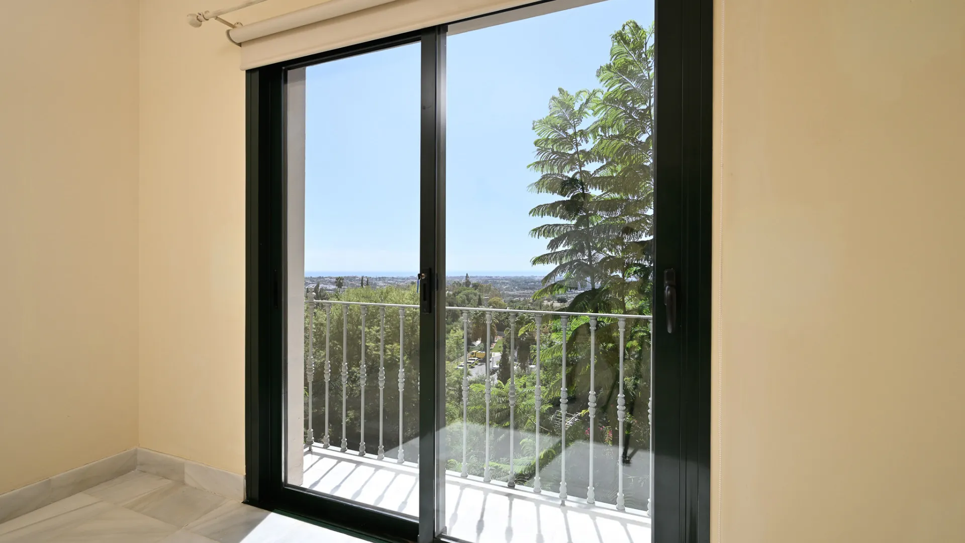 For sale apartment with 3 bedrooms in Monte Halcones