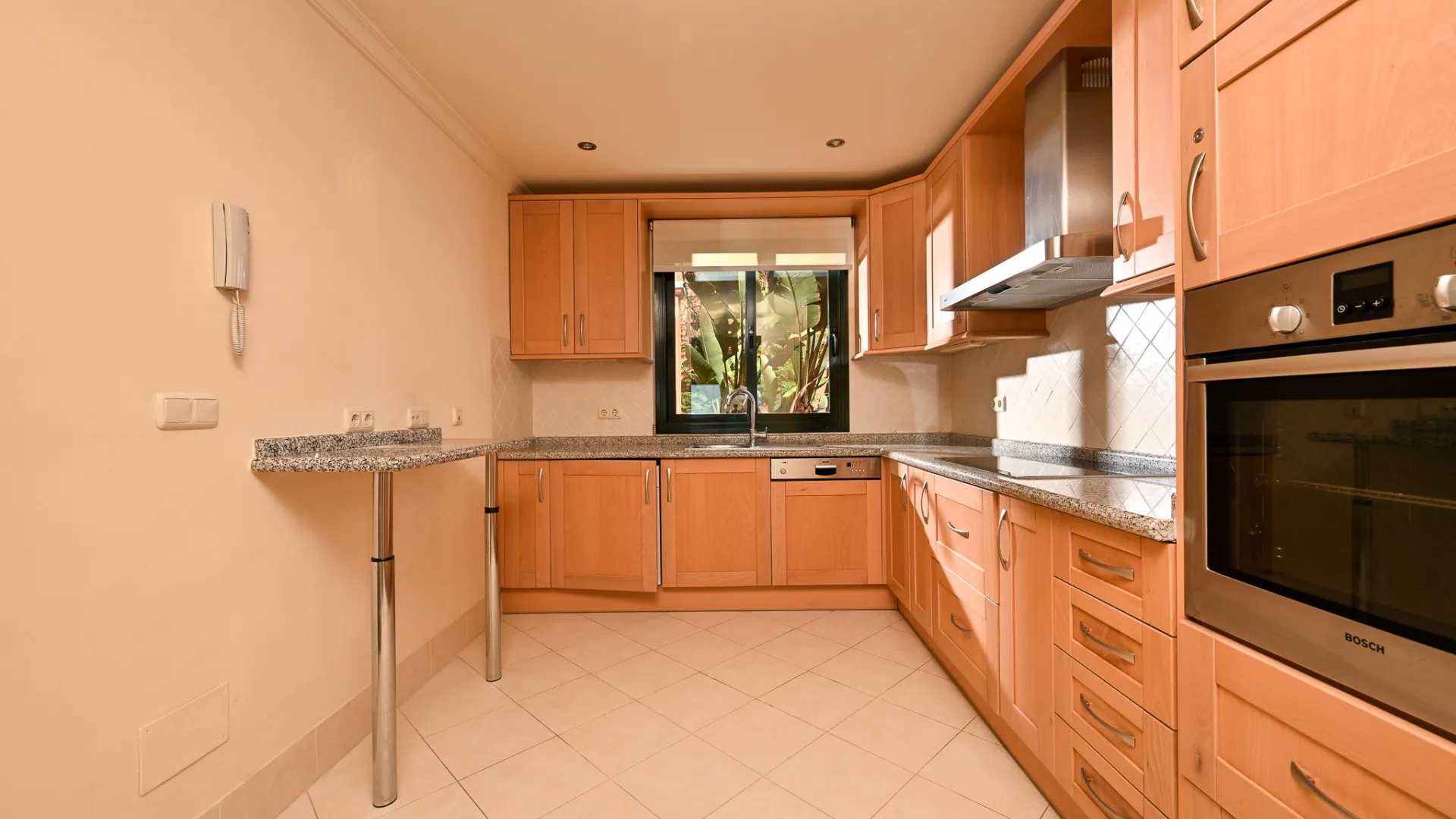 For sale apartment with 3 bedrooms in Monte Halcones