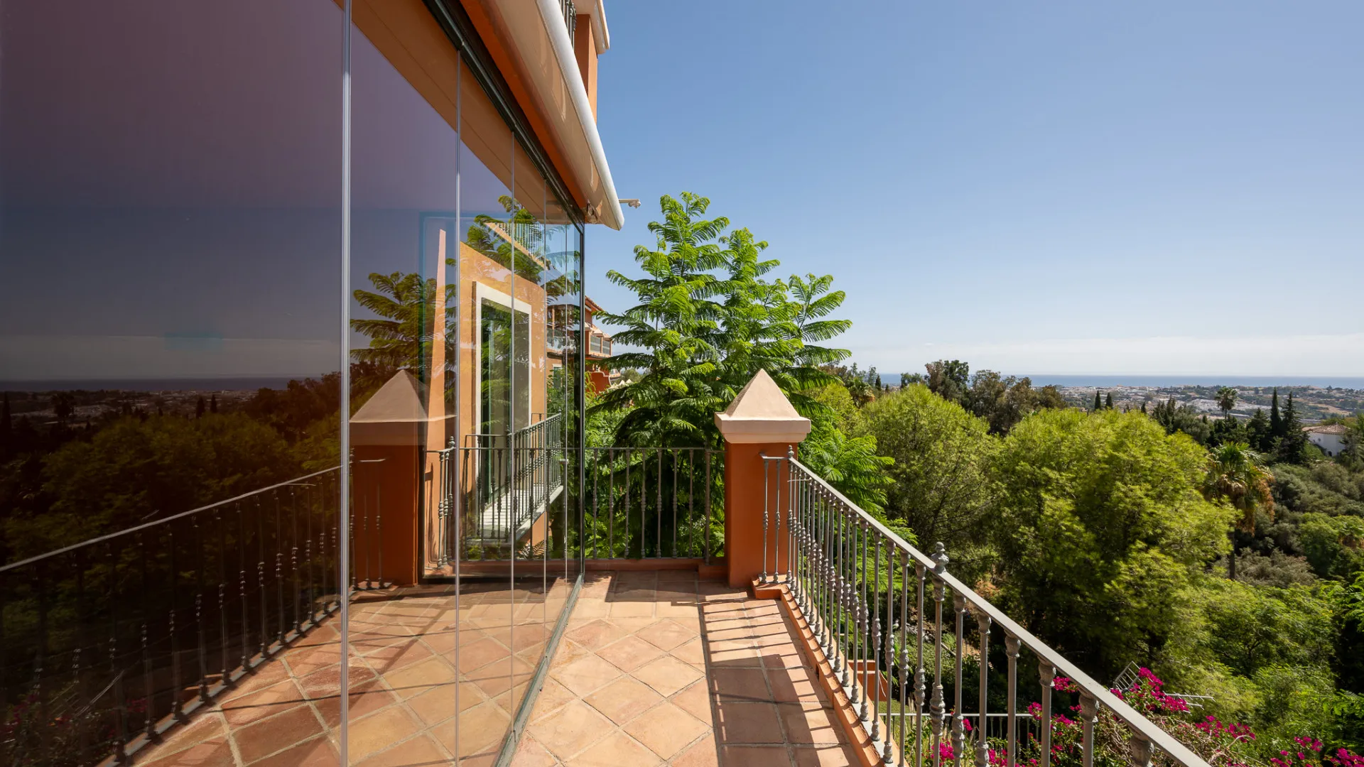 For sale apartment with 3 bedrooms in Monte Halcones