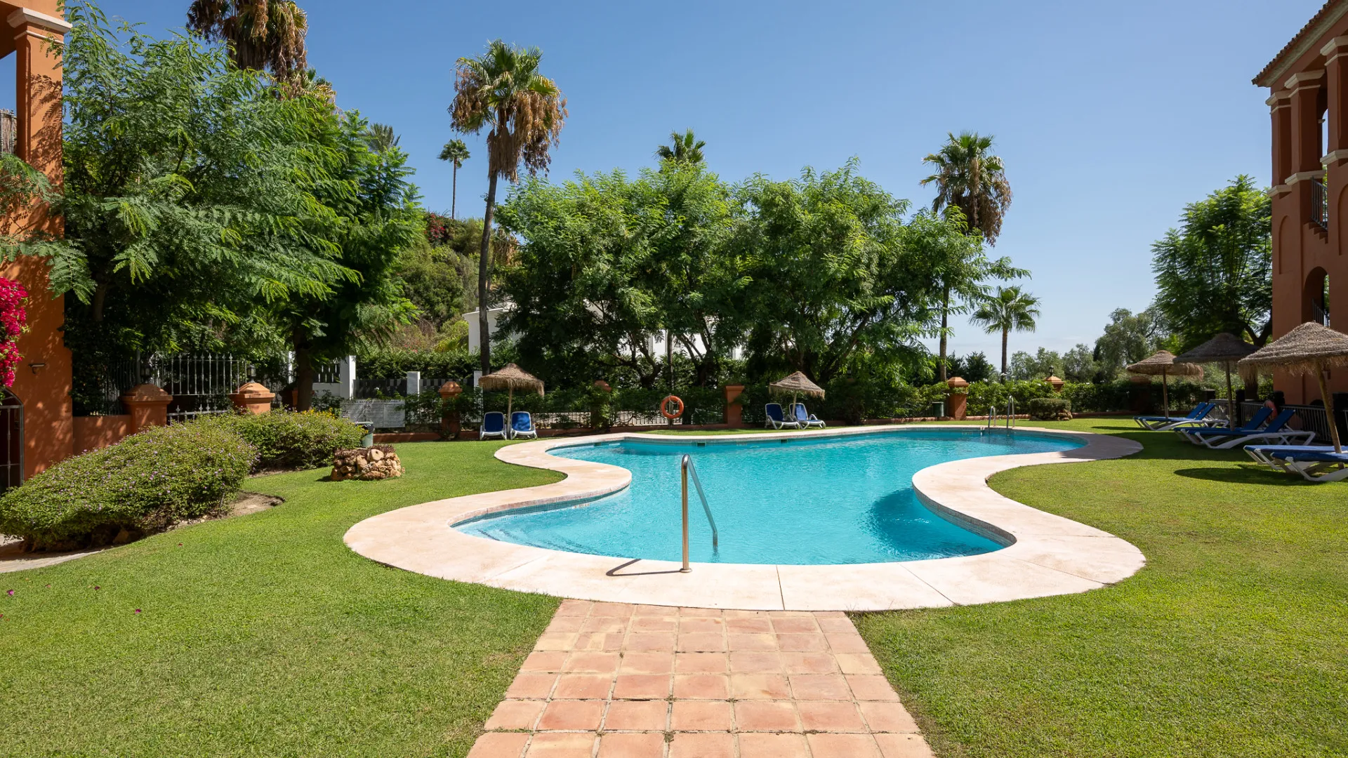 For sale apartment with 3 bedrooms in Monte Halcones