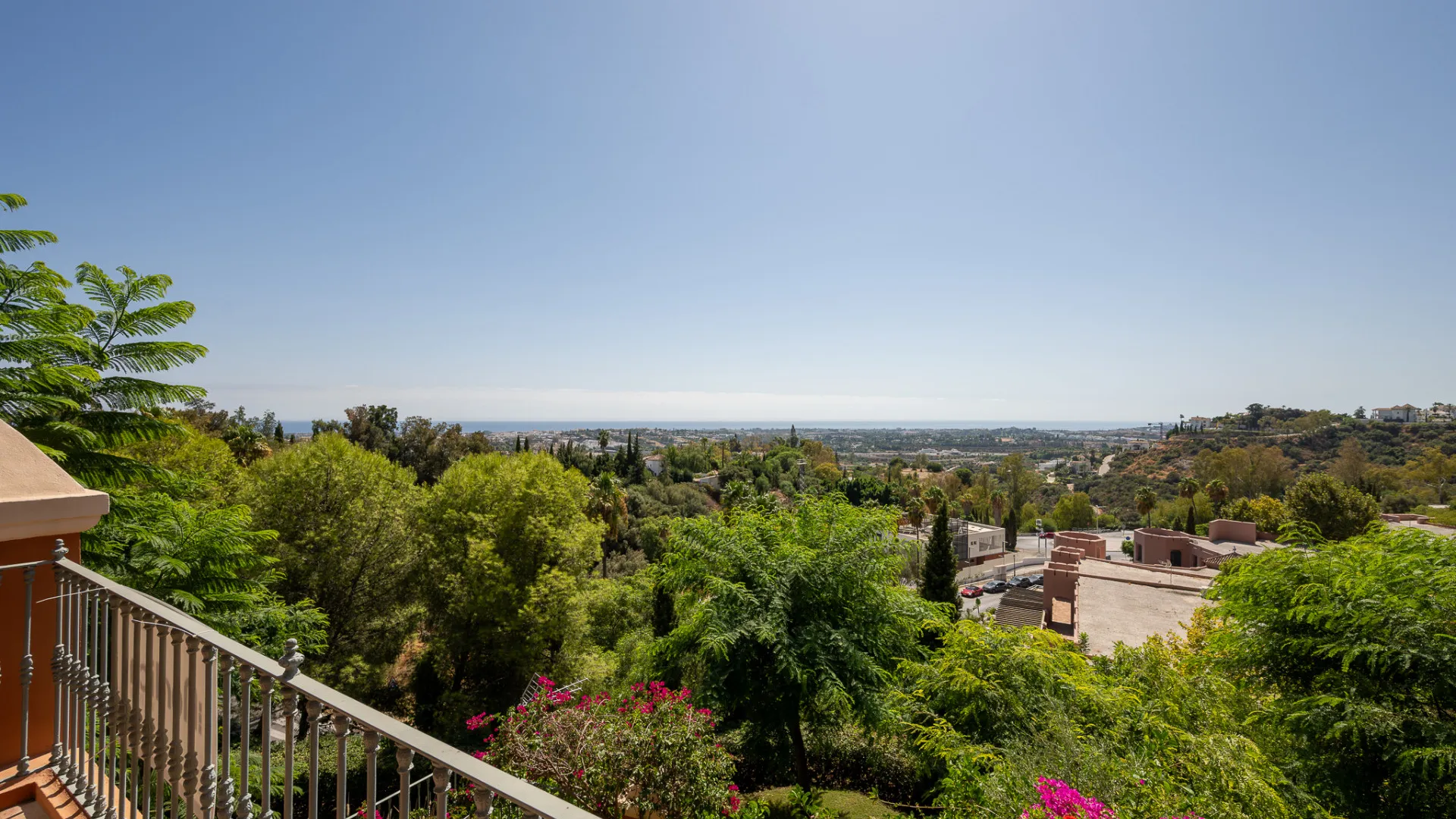 For sale apartment with 3 bedrooms in Monte Halcones