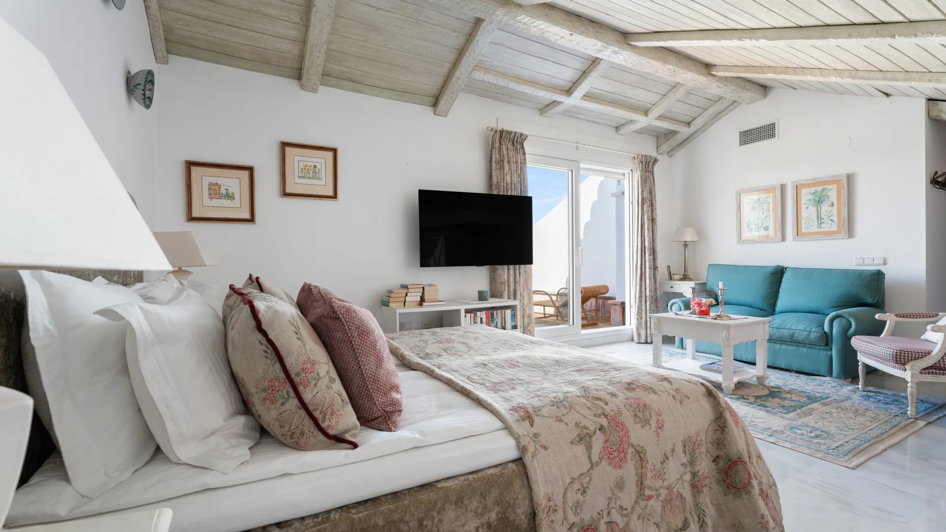 Se vende atico duplex de 3 dormitorios en Nueva Andalucia