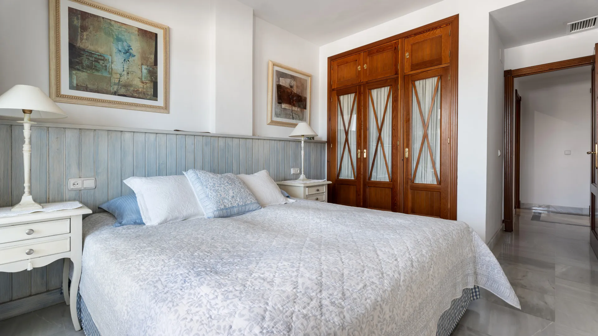 Se vende atico duplex de 3 dormitorios en Nueva Andalucia