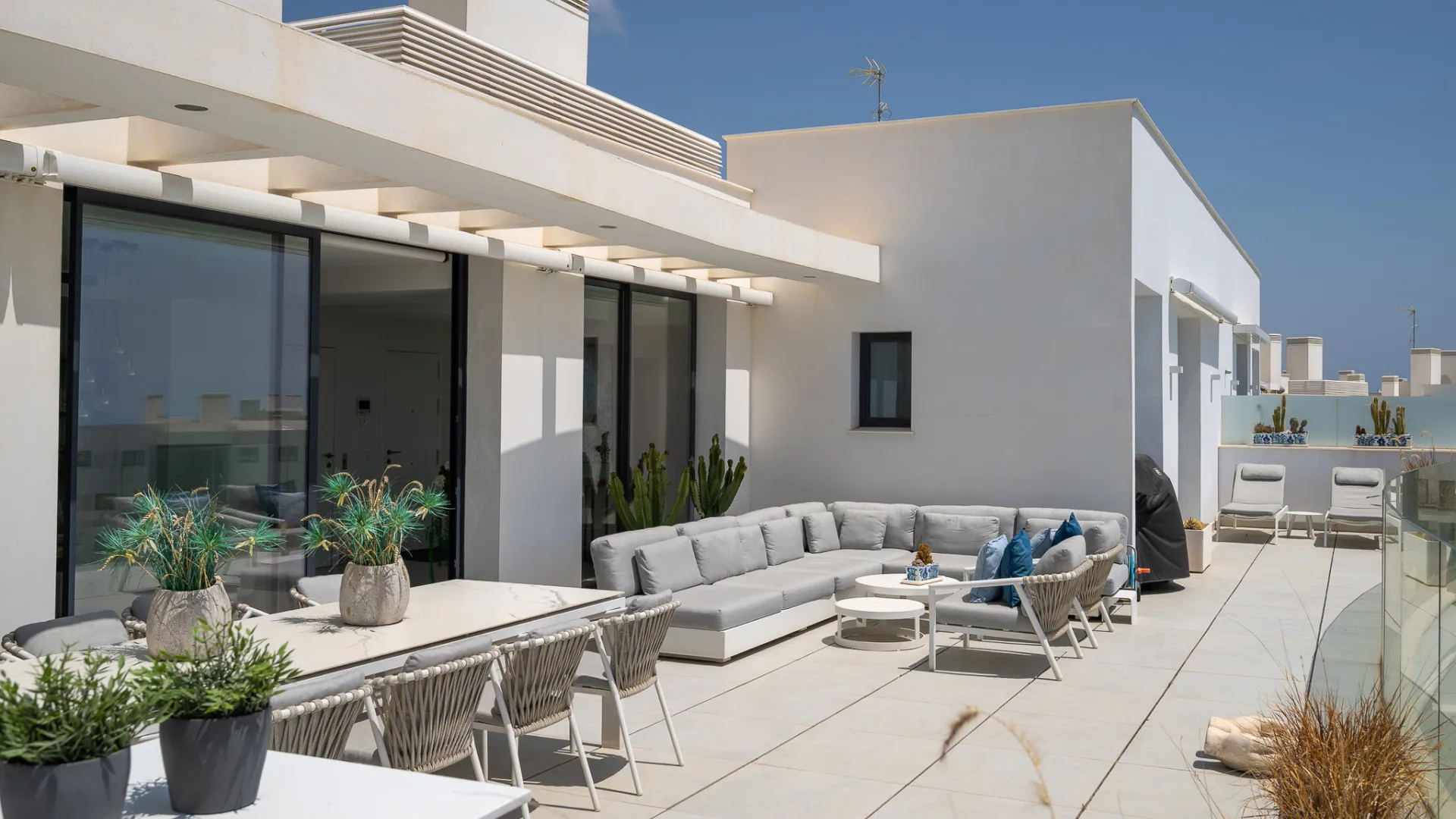 For sale El Higueron 3 bedrooms penthouse