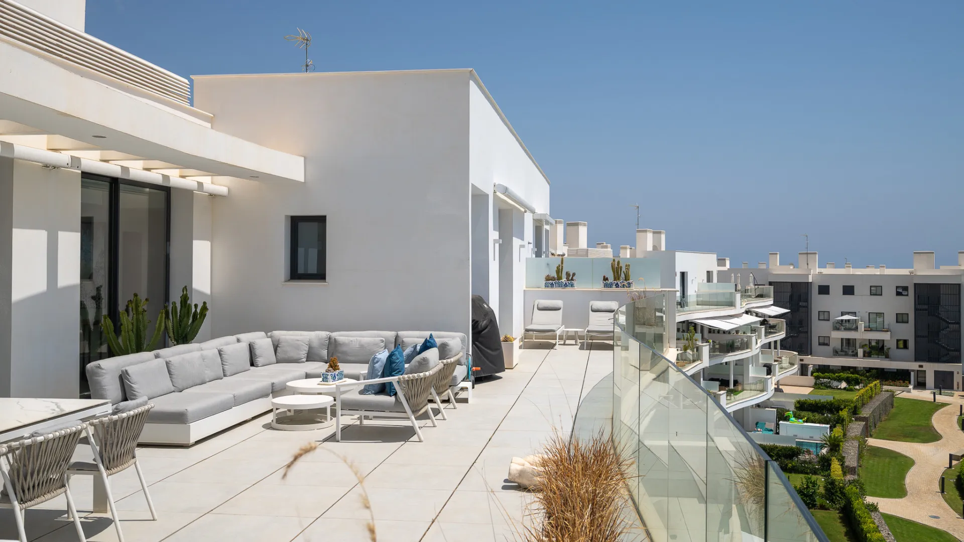 For sale El Higueron 3 bedrooms penthouse