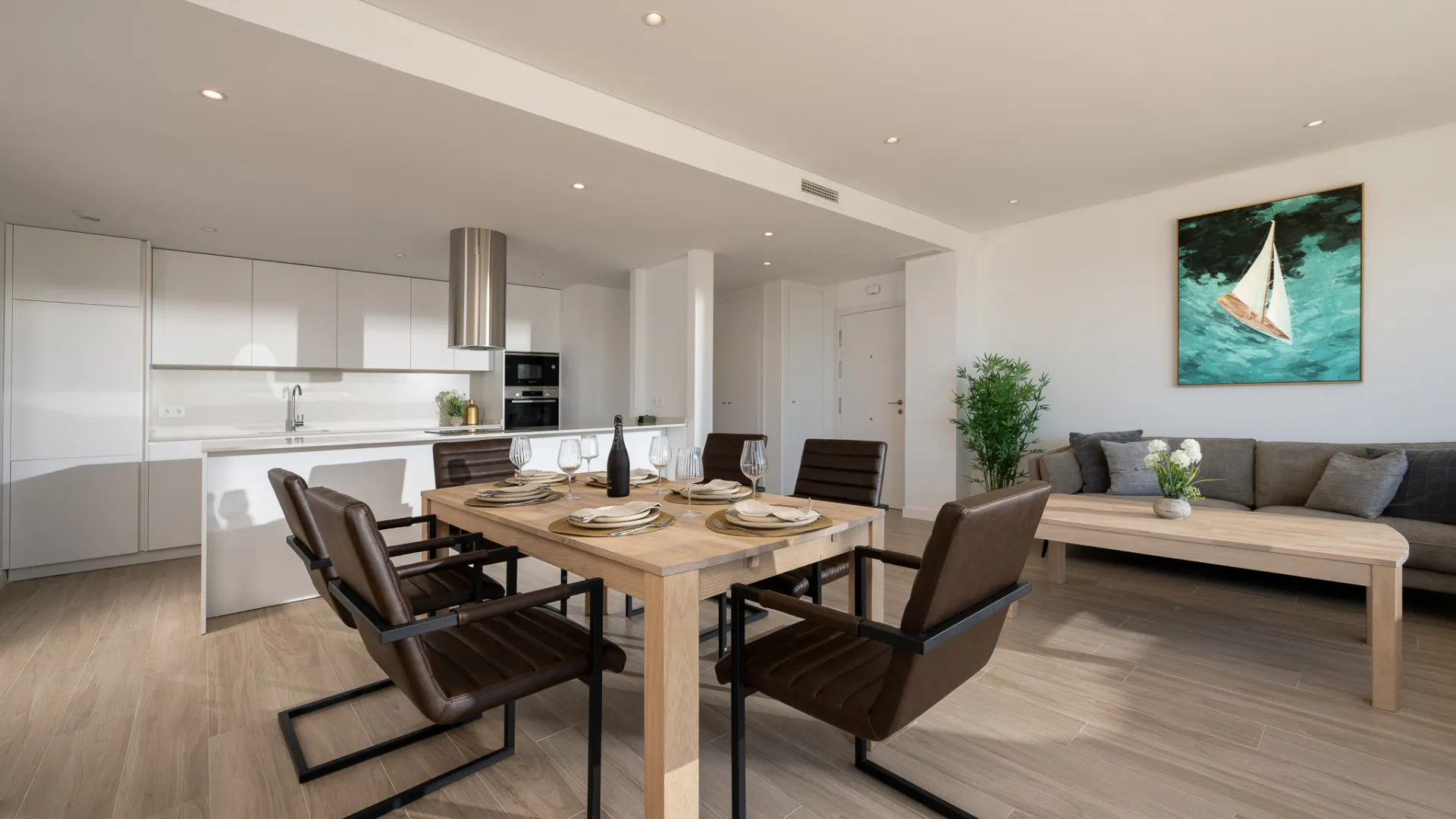 Apartamento de 4 dormitorios a la venta en Cala de Mijas