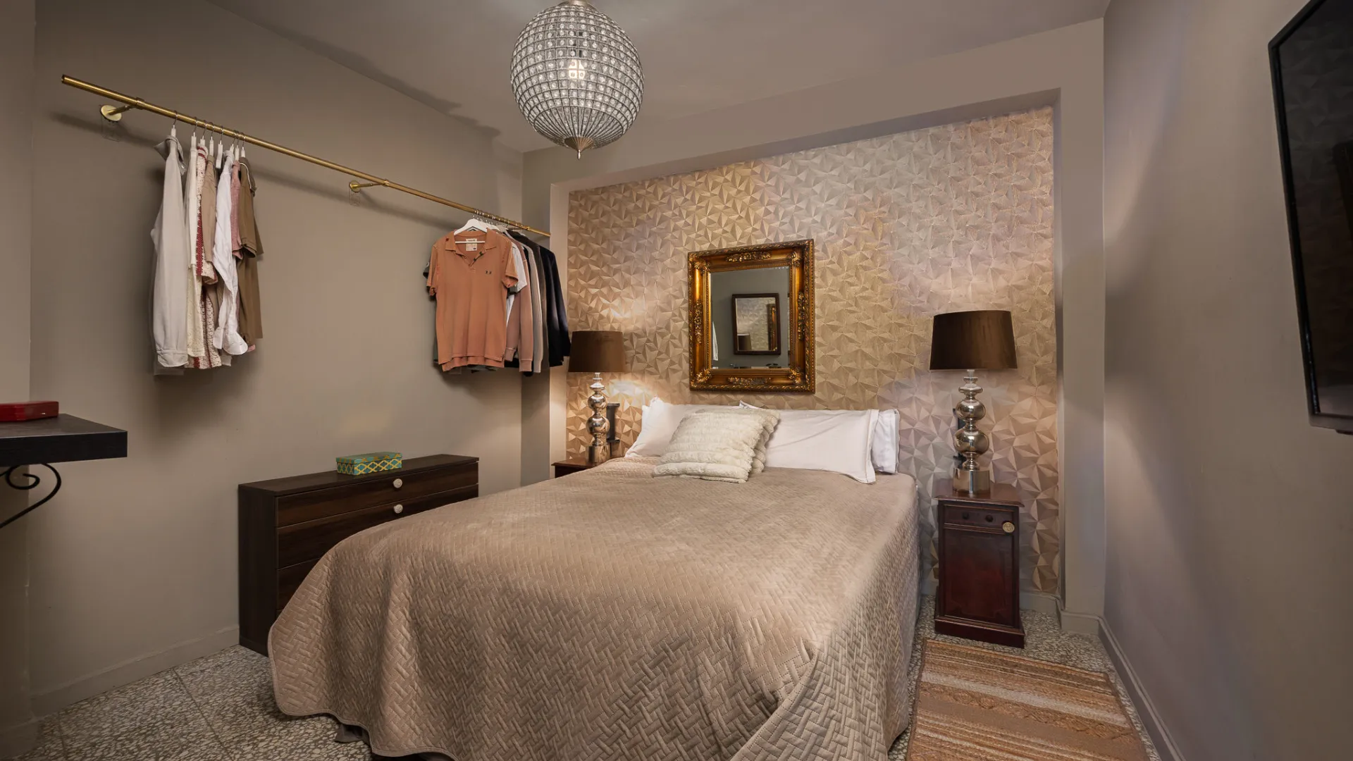 For sale town house with 2 bedrooms in Estepona Town