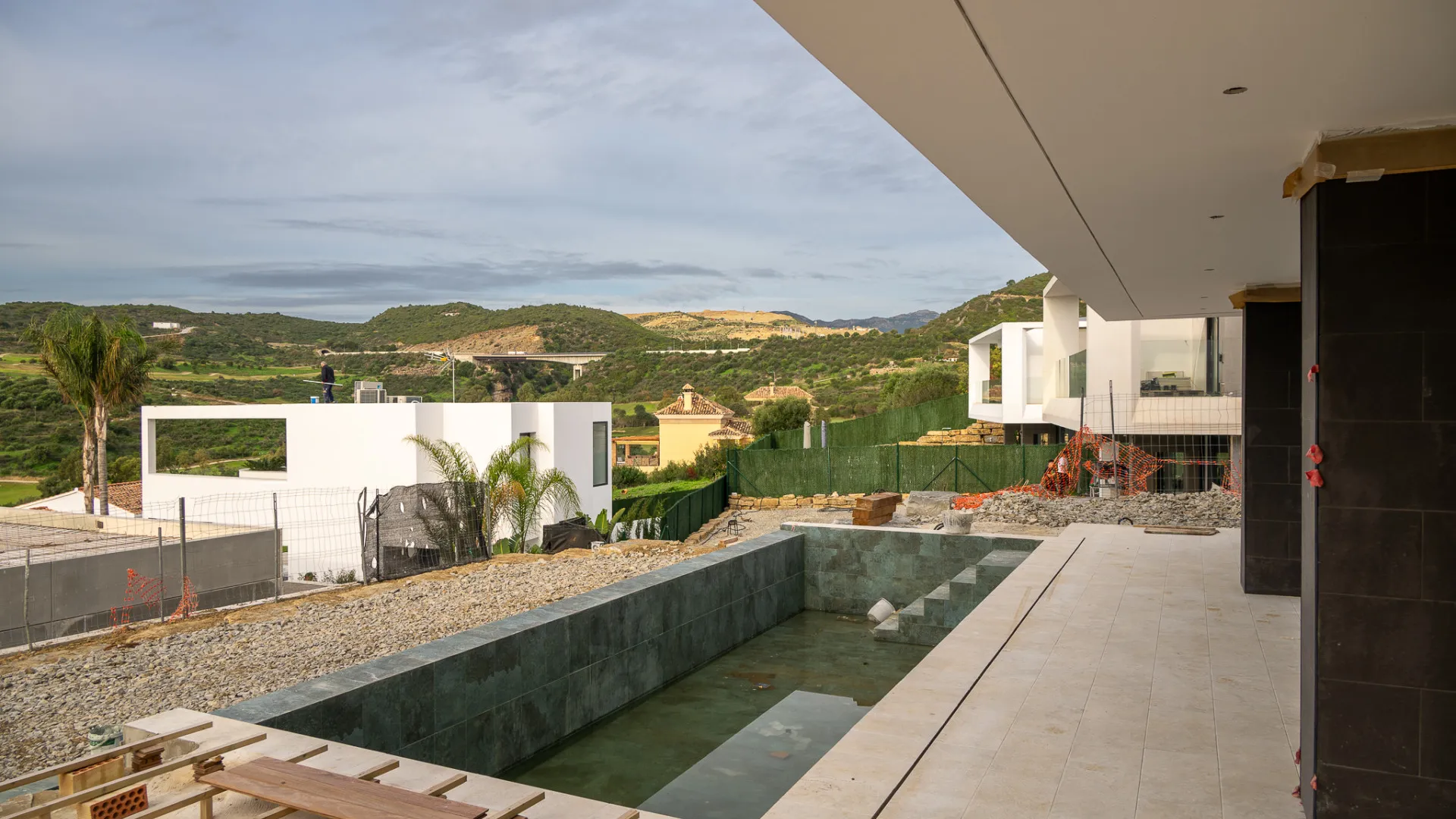 Buy villa in Valle Romano