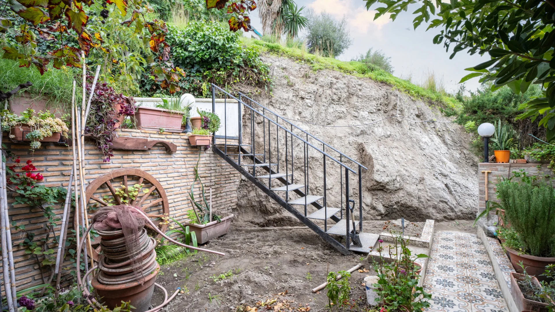 Se vende pareado en Estepona Ciudad con 7 dormitorios