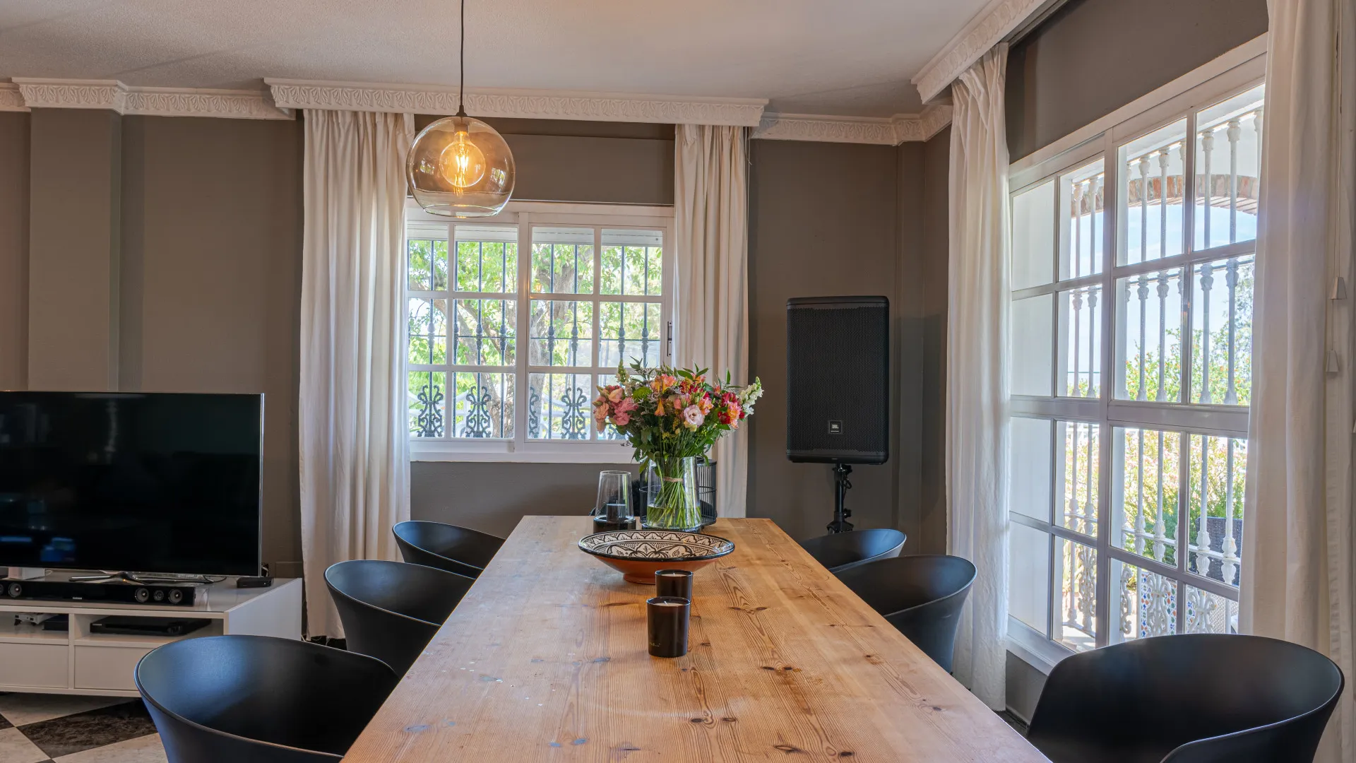 For sale villa with 6 bedrooms in Alhaurin de la Torre