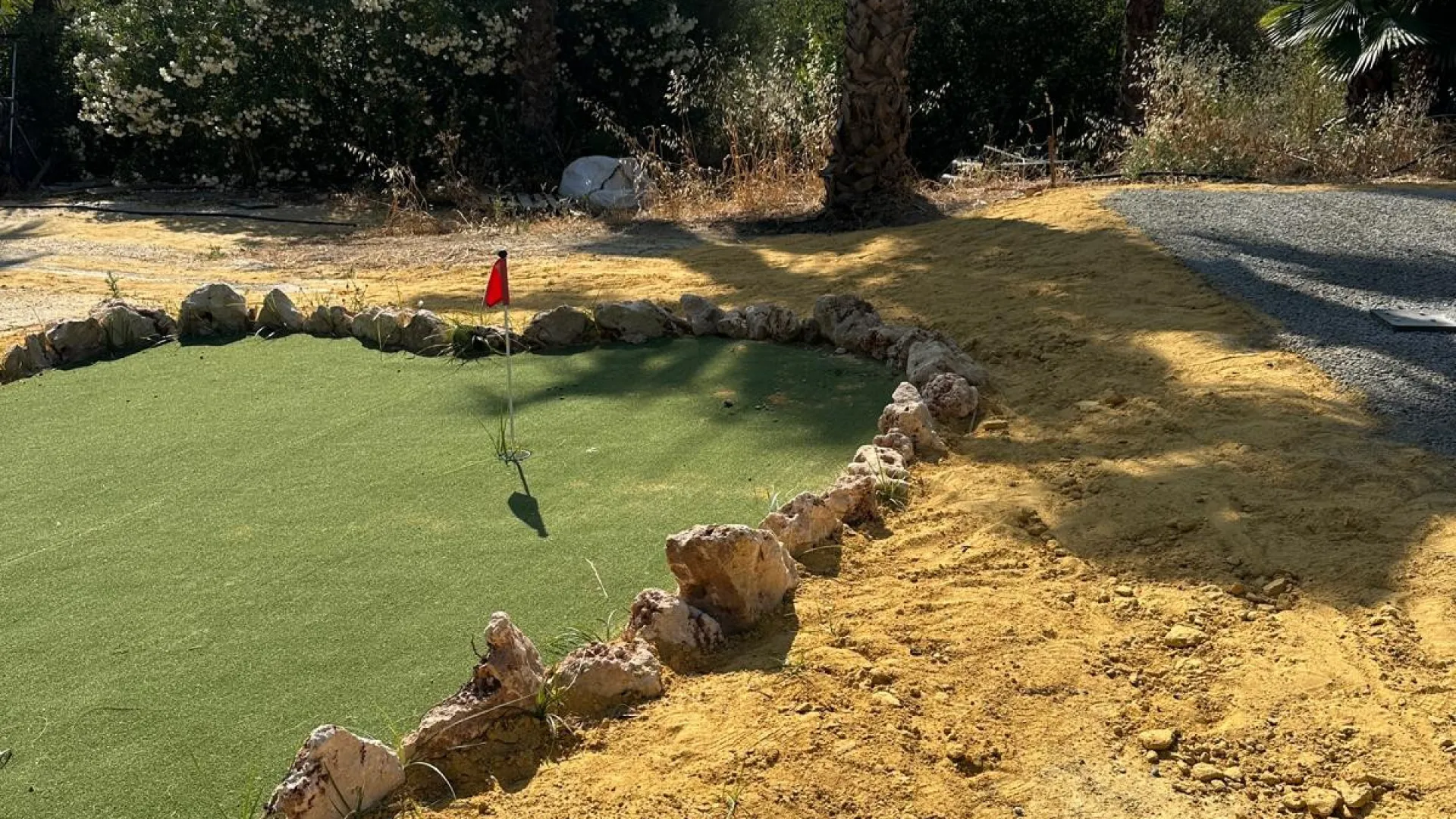 For sale villa with 6 bedrooms in Alhaurin de la Torre