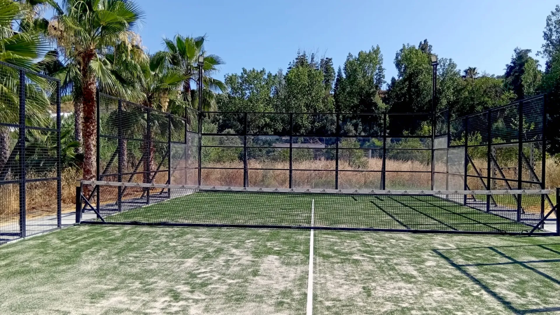 For sale villa with 6 bedrooms in Alhaurin de la Torre